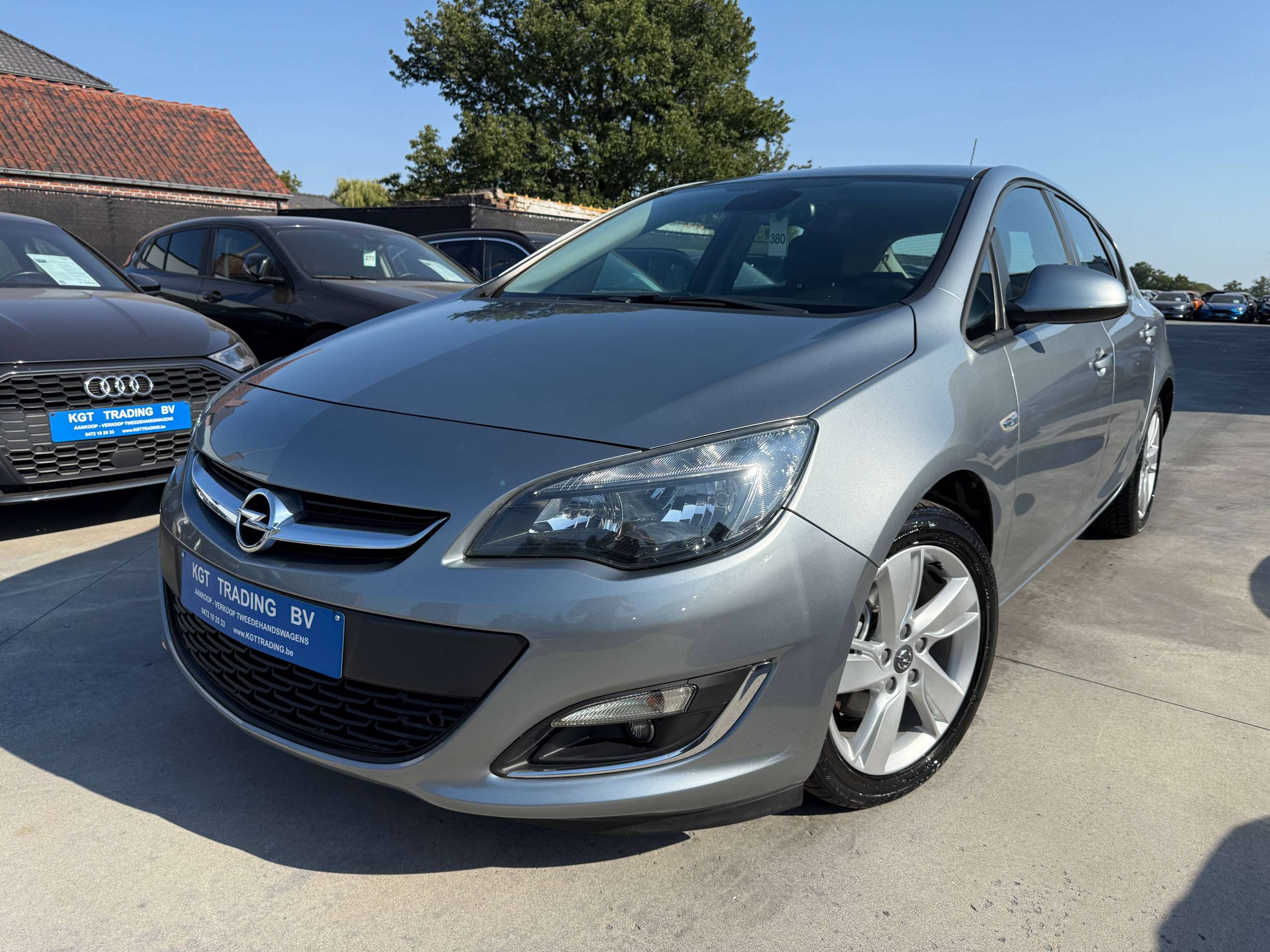 de288c72-940f-4fbb-9885-e7f63229613a1-opel-astra-1-7-cdti-110pk-5-deurs-parkeersensoren-airco-alu-velgen-carpass.jpg