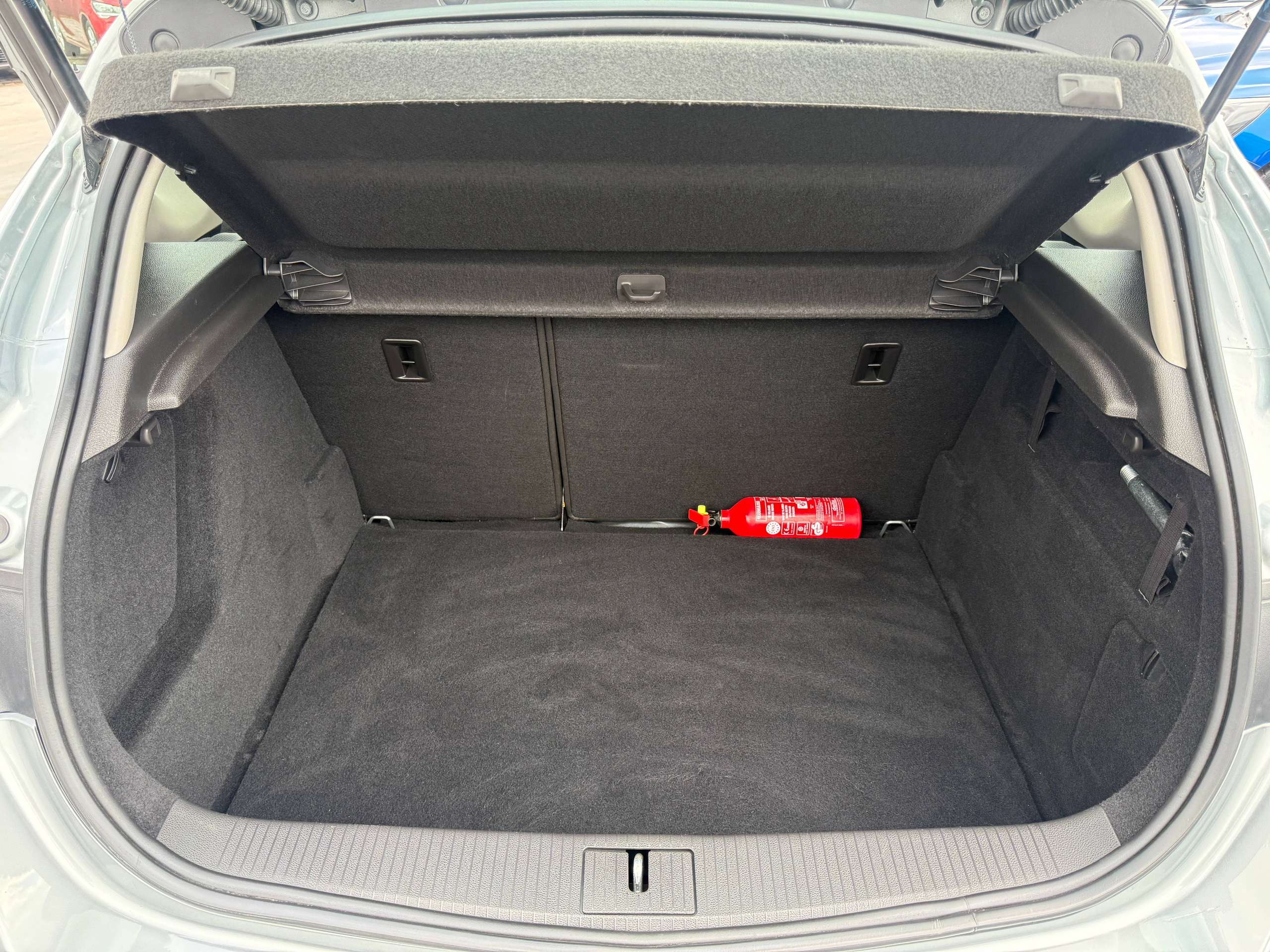 de288c72-940f-4fbb-9885-e7f63229613a15-opel-astra-1-7-cdti-110pk-5-deurs-parkeersensoren-airco-alu-velgen-carpass.jpg
