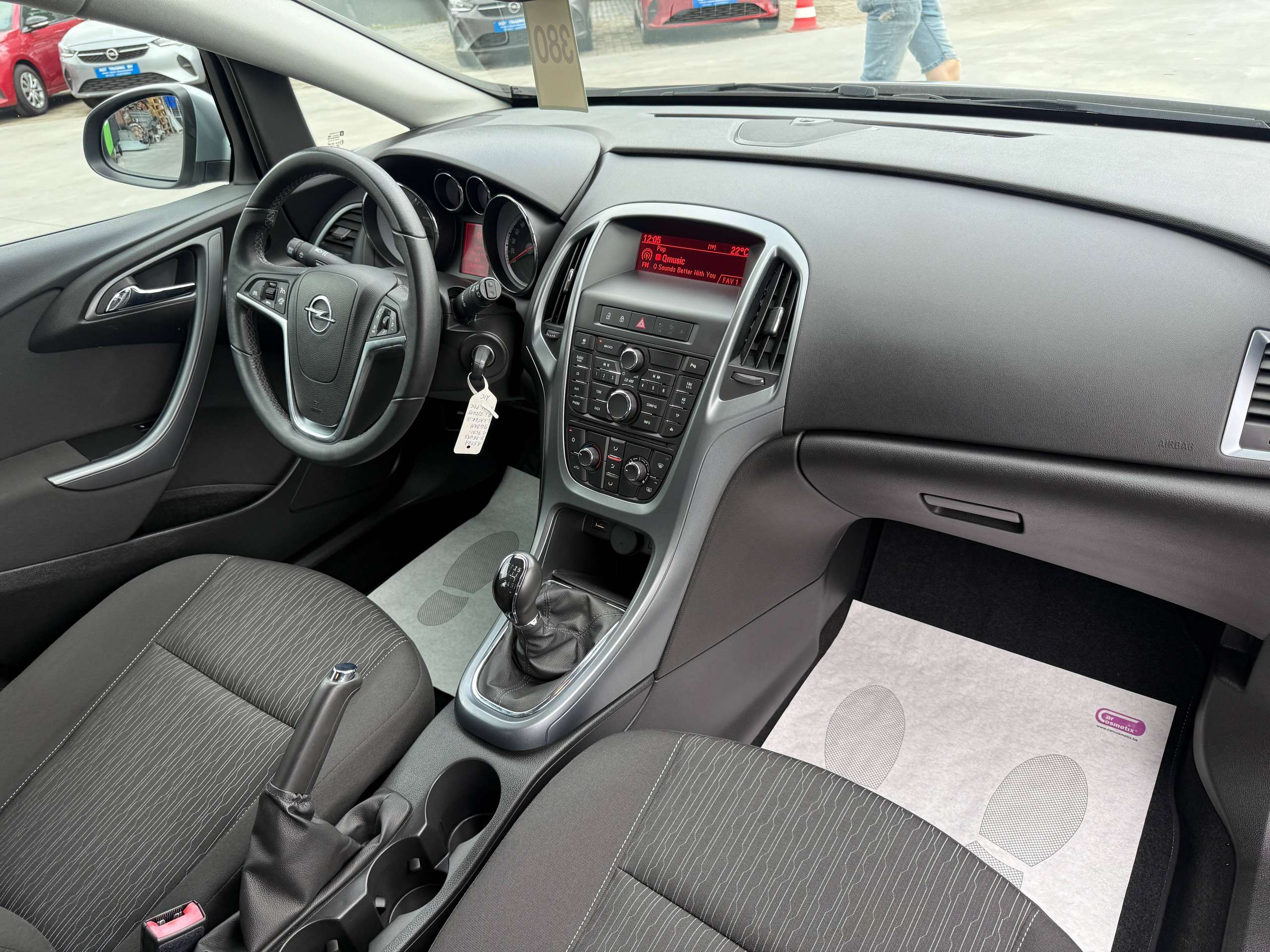 de288c72-940f-4fbb-9885-e7f63229613a21-opel-astra-1-7-cdti-110pk-5-deurs-parkeersensoren-airco-alu-velgen-carpass.jpg