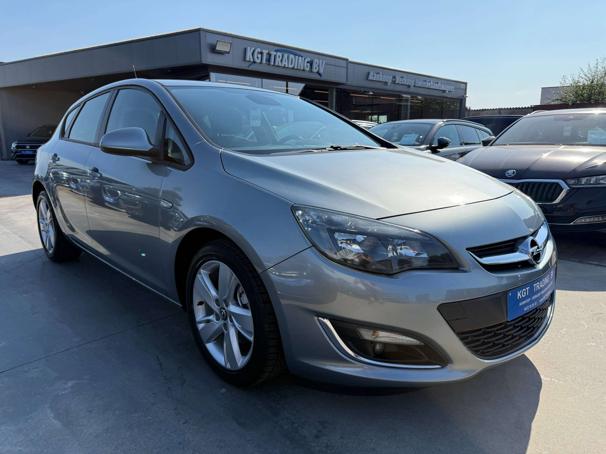 de288c72-940f-4fbb-9885-e7f63229613a3-opel-astra-1-7-cdti-110pk-5-deurs-parkeersensoren-airco-alu-velgen-carpass.jpg
