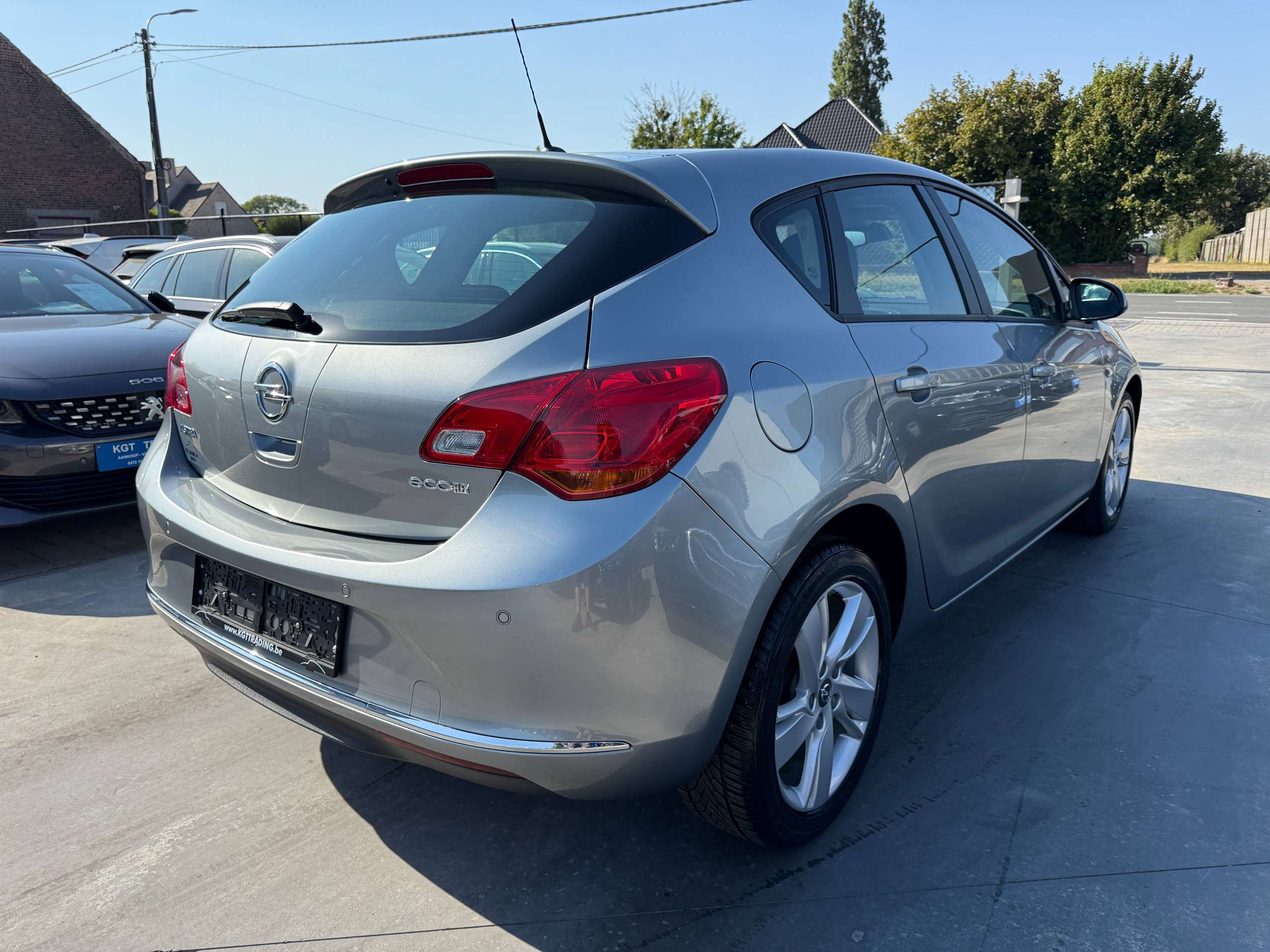 de288c72-940f-4fbb-9885-e7f63229613a5-opel-astra-1-7-cdti-110pk-5-deurs-parkeersensoren-airco-alu-velgen-carpass.jpg