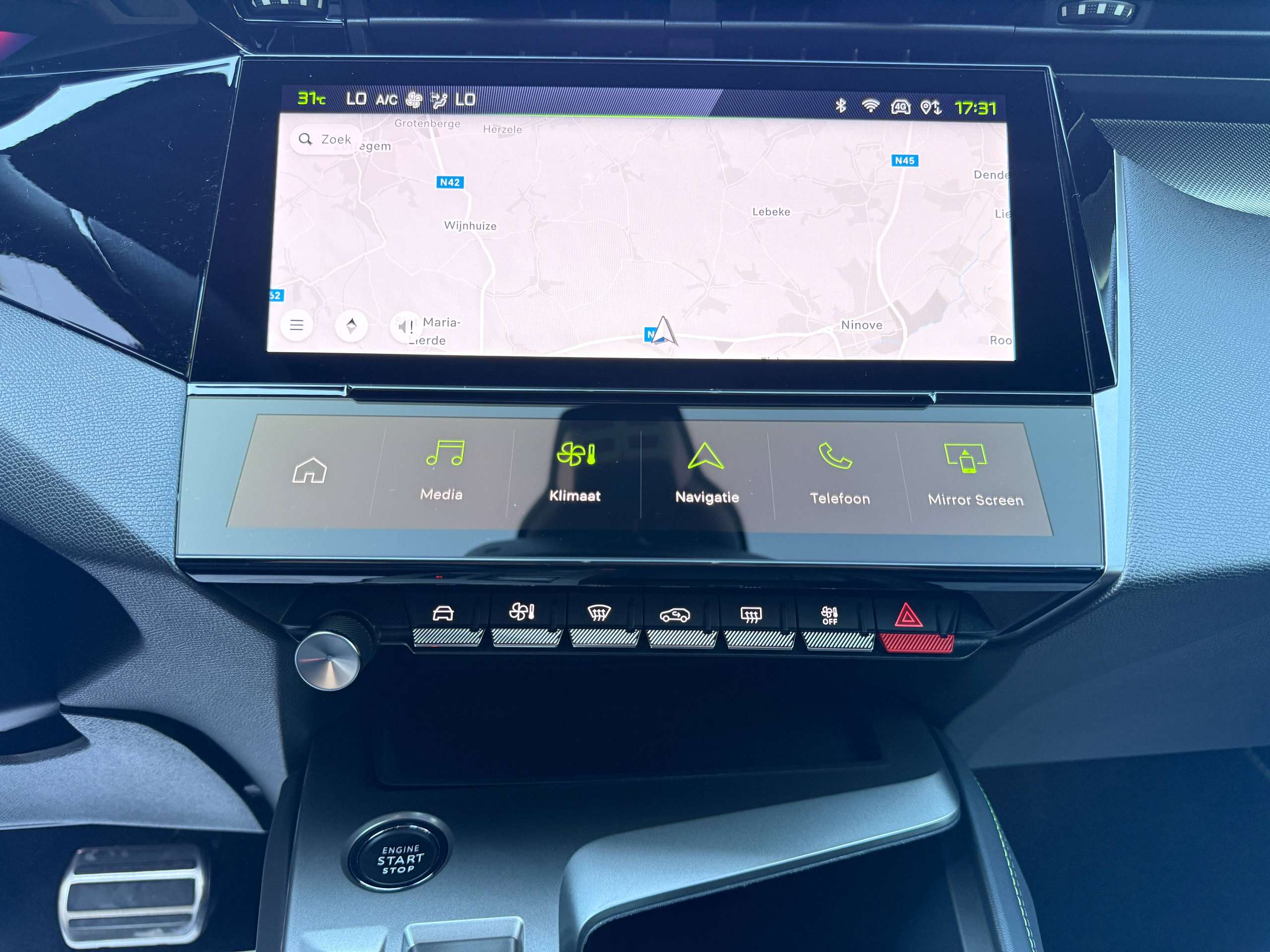 de507d4f-e0d7-4437-9a1d-4bb7f17f5c4f21-peugeot-408-1-2i-turbo-hybrid-gt-line-automaat-navi-leder-full-led-360-camera-carplay.jpg