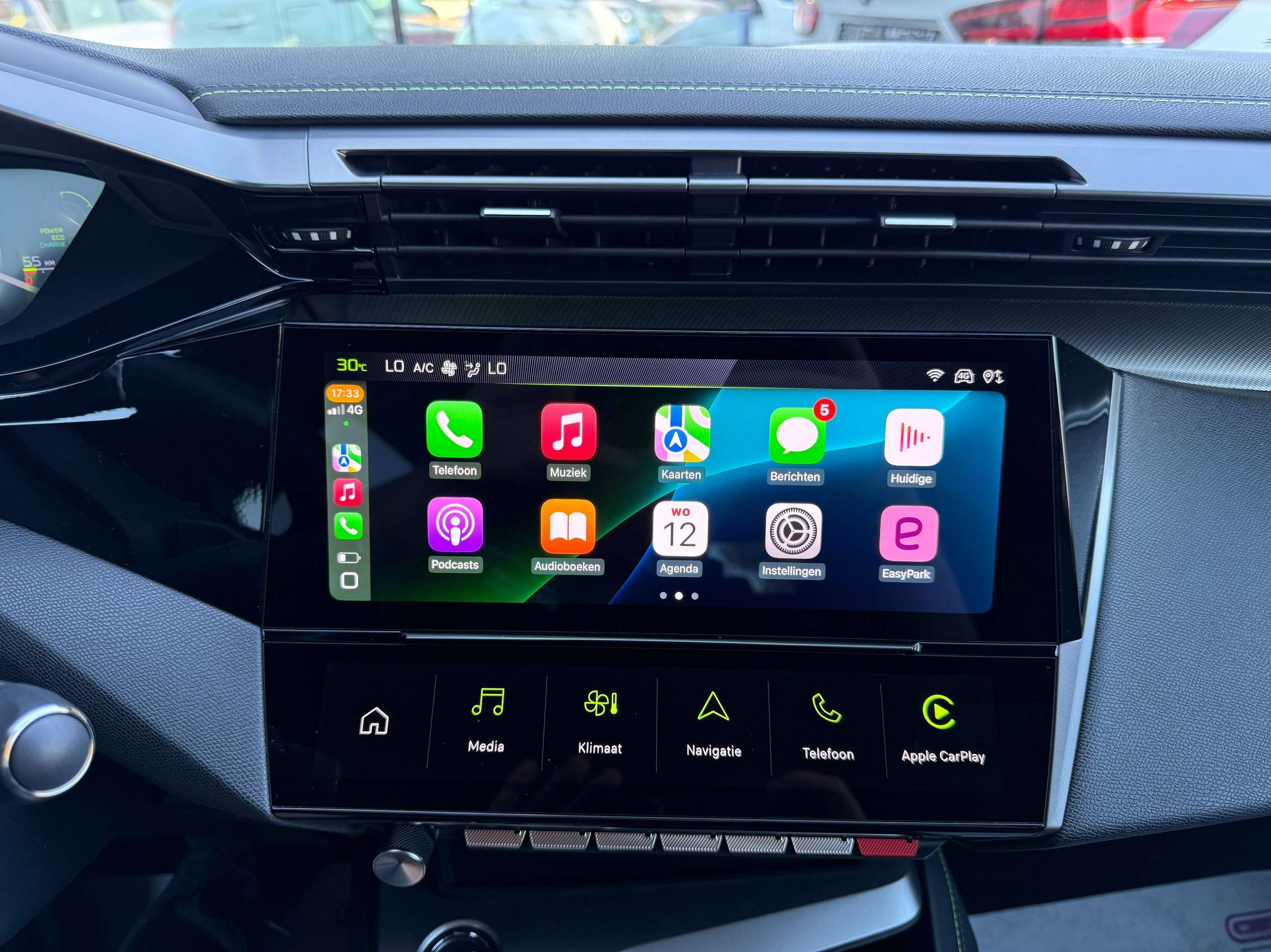 de507d4f-e0d7-4437-9a1d-4bb7f17f5c4f28-peugeot-408-1-2i-turbo-hybrid-gt-line-automaat-navi-leder-full-led-360-camera-carplay.jpg