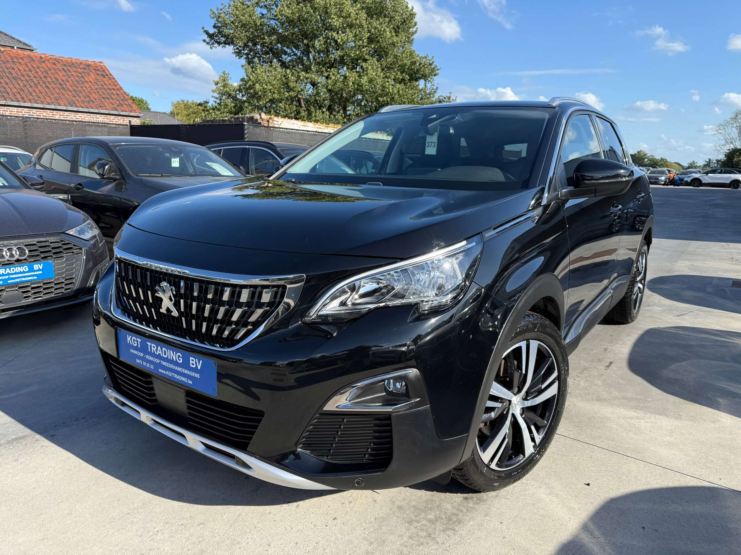 debdb364-b0c2-452c-aa47-903ec3079dcb1-peugeot-3008-1-2i-130pk-navigatie-zwart-leder-camera-carplay-focal-soundsysteem.jpg