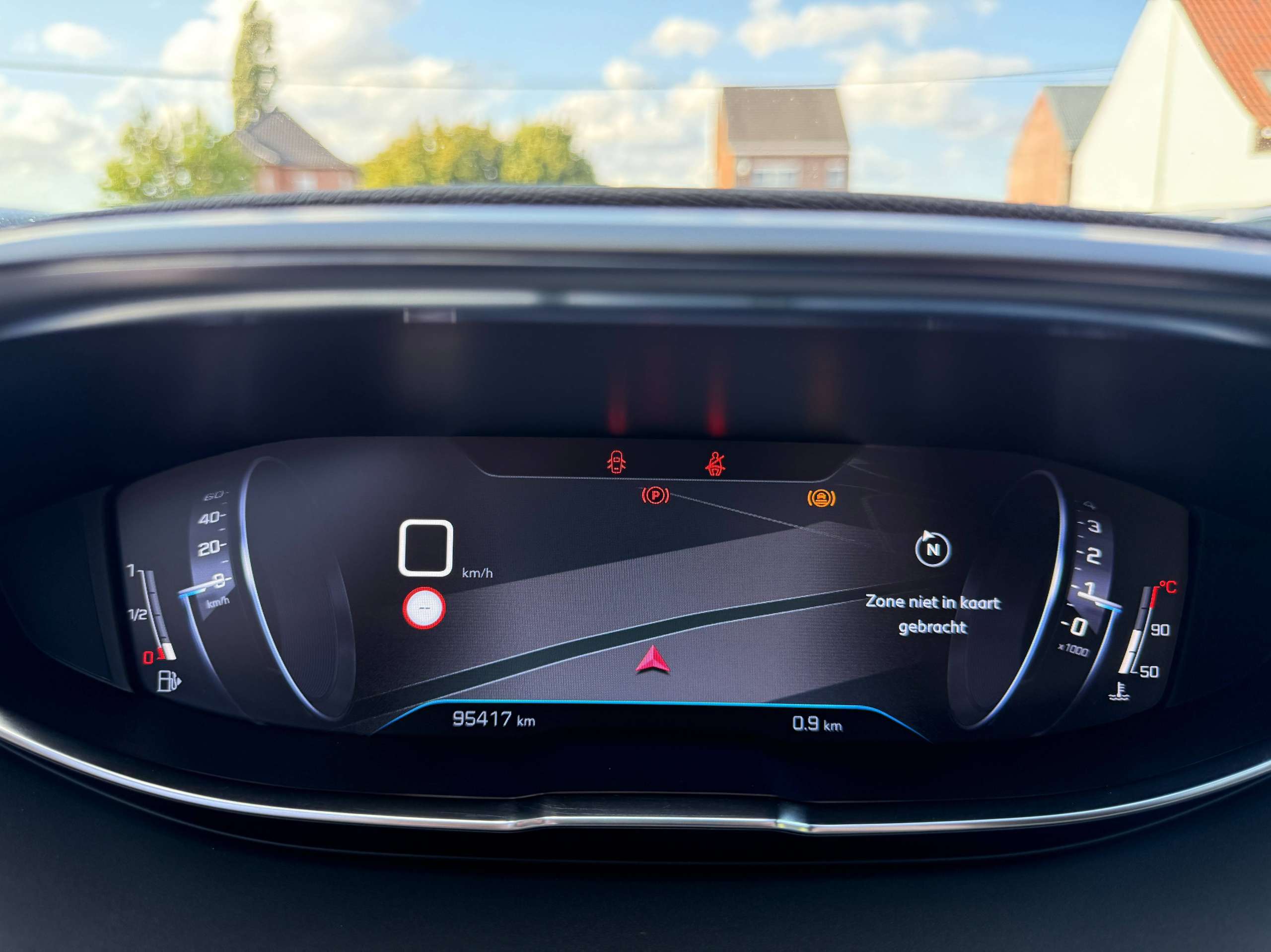 debdb364-b0c2-452c-aa47-903ec3079dcb17-peugeot-3008-1-2i-130pk-navigatie-zwart-leder-camera-carplay-focal-soundsysteem.jpg