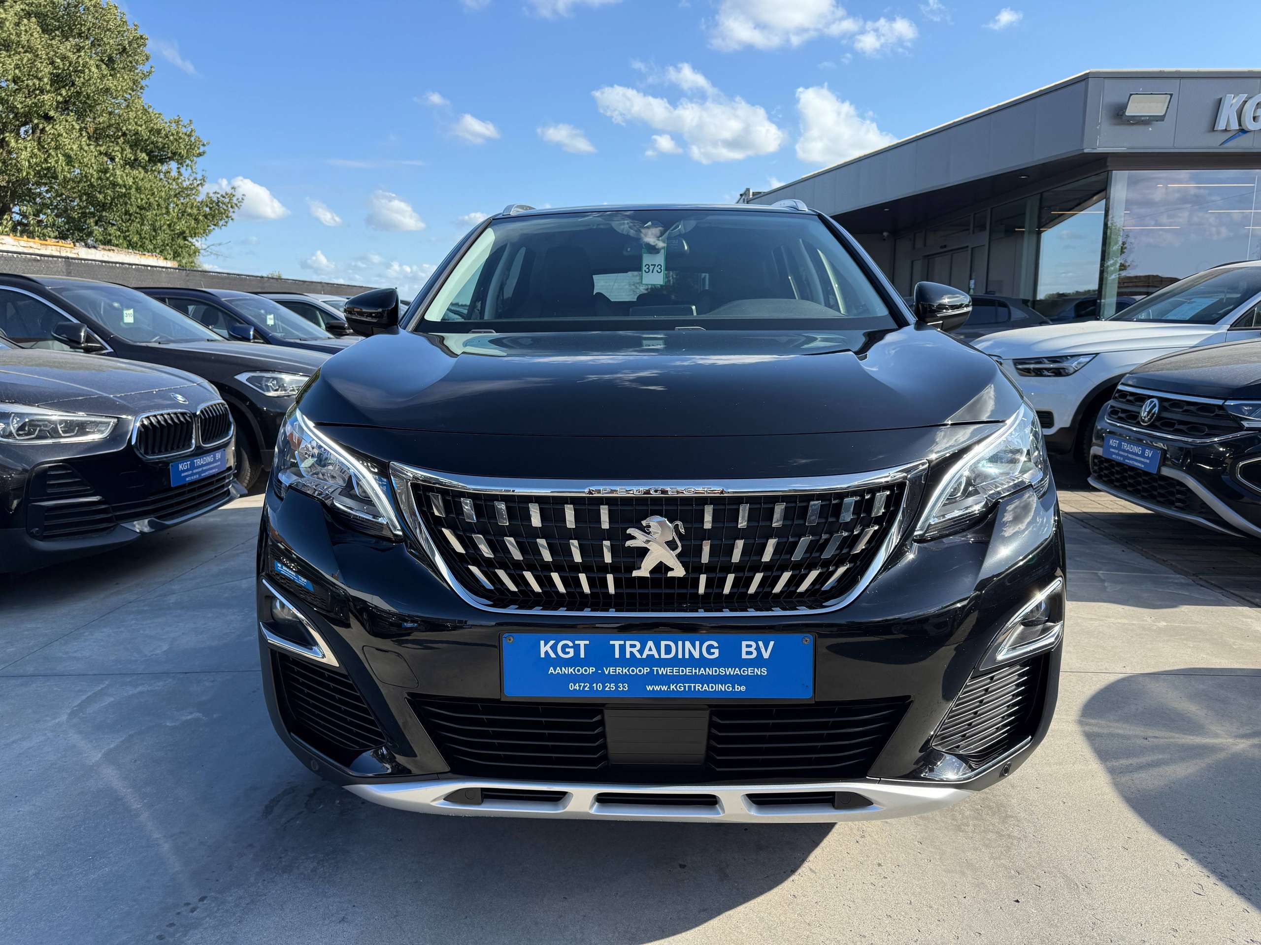 debdb364-b0c2-452c-aa47-903ec3079dcb2-peugeot-3008-1-2i-130pk-navigatie-zwart-leder-camera-carplay-focal-soundsysteem.jpg