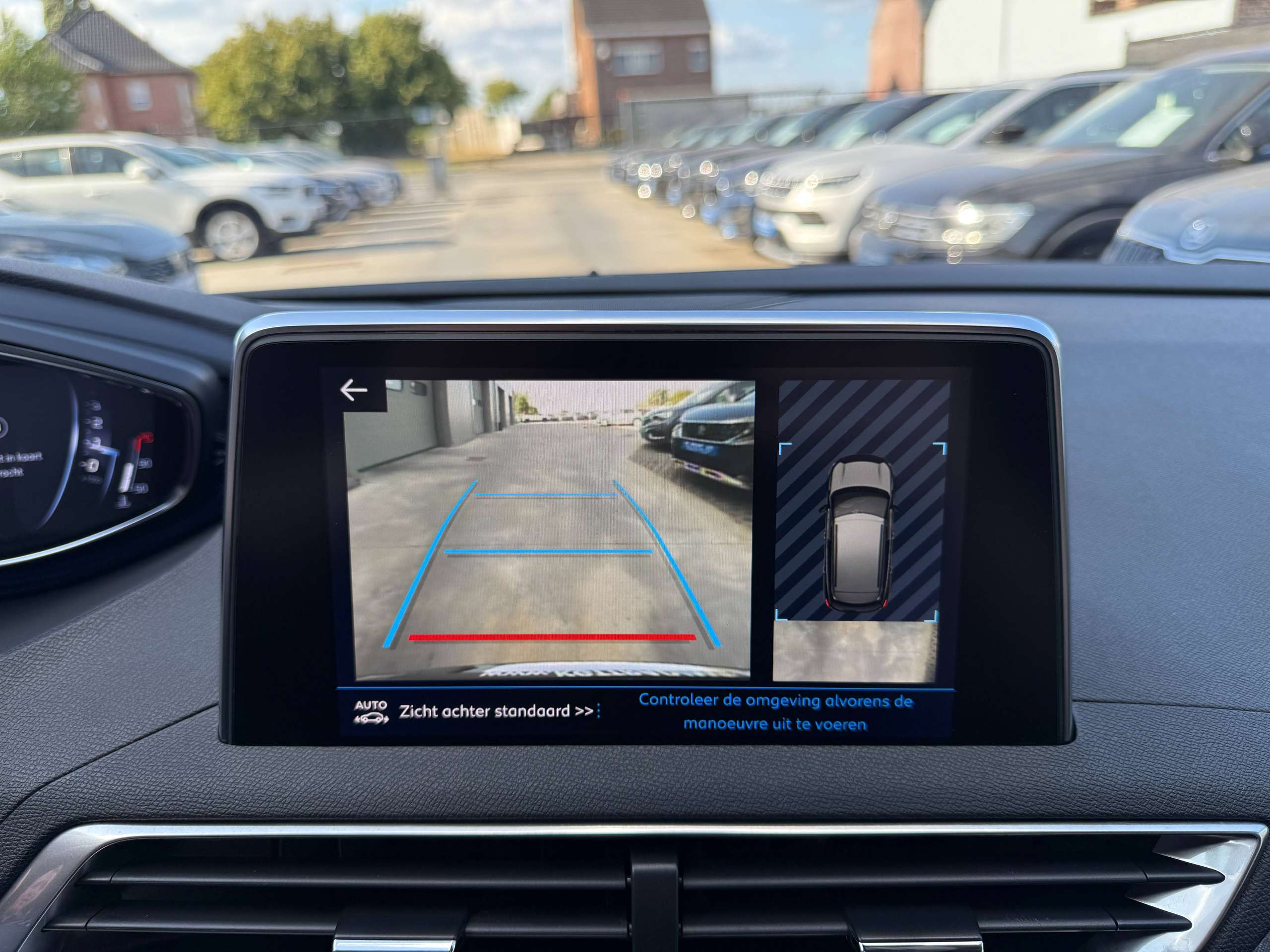 debdb364-b0c2-452c-aa47-903ec3079dcb21-peugeot-3008-1-2i-130pk-navigatie-zwart-leder-camera-carplay-focal-soundsysteem.jpg