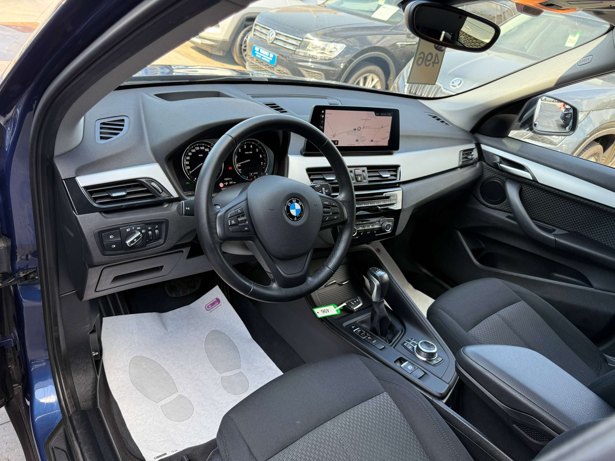 dee57dcb-7b94-4030-a67e-5d151e2b2add15-bmw-x1-1-5-ia-x-drive25e-hybride-automaat-navi-full-led-camera-head-up-dab-pdc.jpg