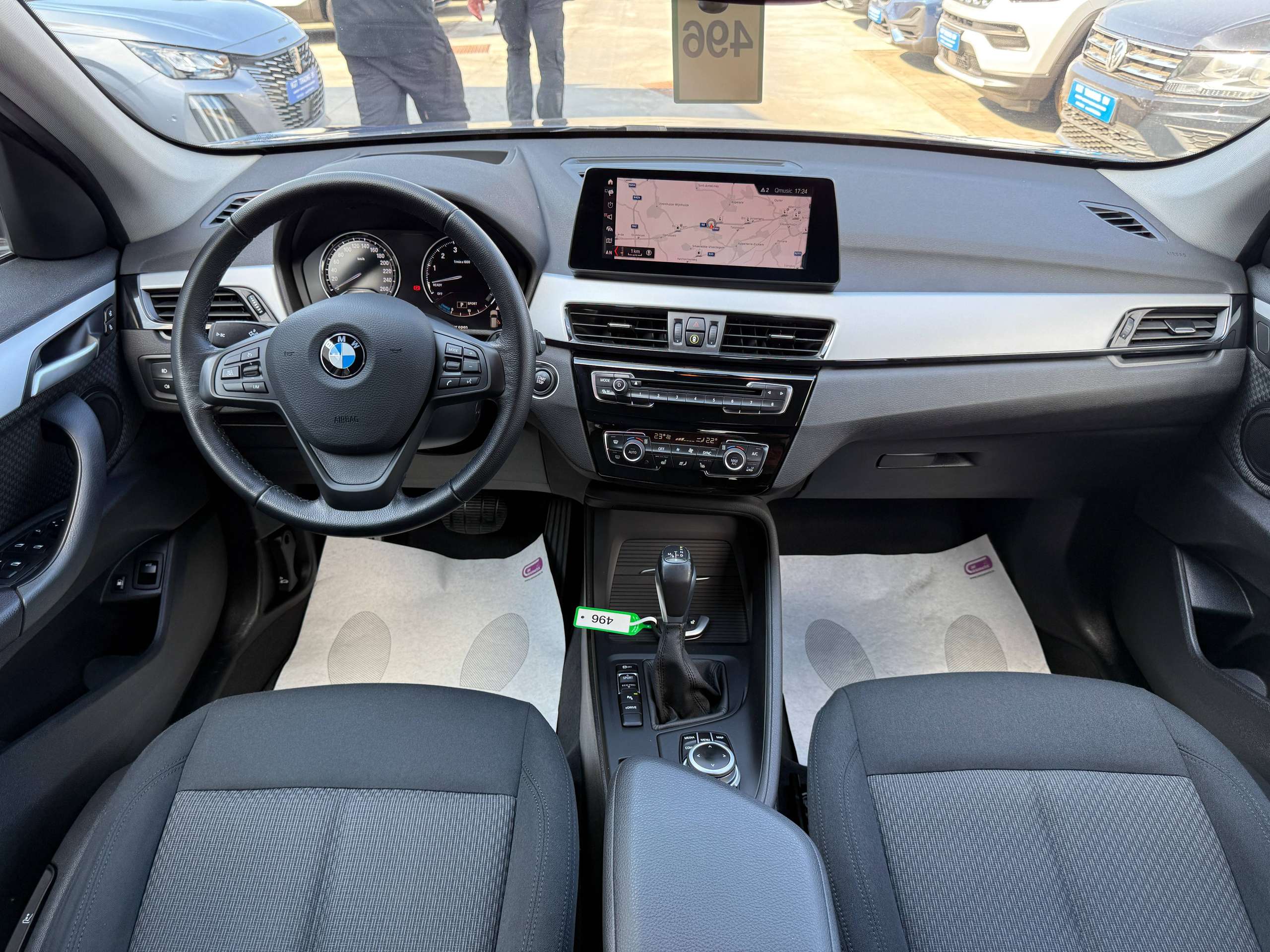 dee57dcb-7b94-4030-a67e-5d151e2b2add32-bmw-x1-1-5-ia-x-drive25e-hybride-automaat-navi-full-led-camera-head-up-dab-pdc.jpg