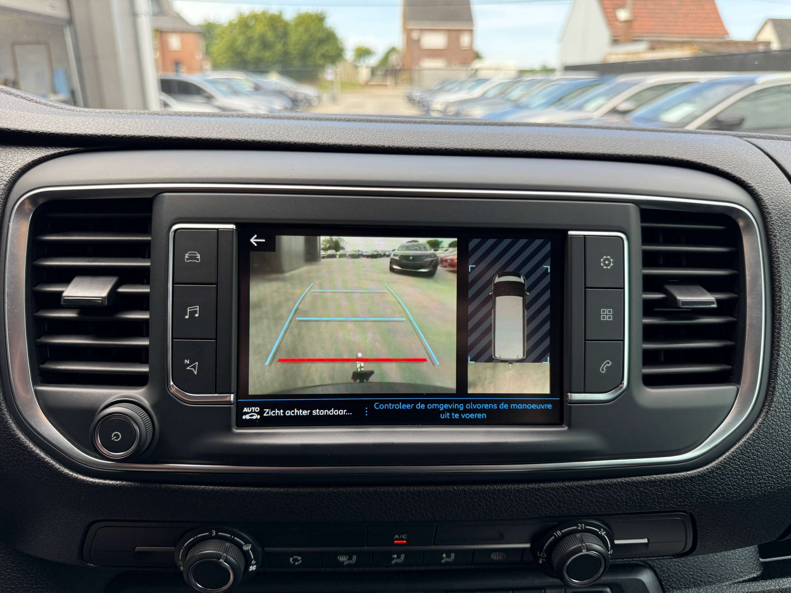e374bee4-d387-4300-95ca-b6da679cc32522-peugeot-expert-2-0-bluehdi-3-zit-automaat-navigatie-camera-dode-hoek-adaptieve-cruise-control.jpg