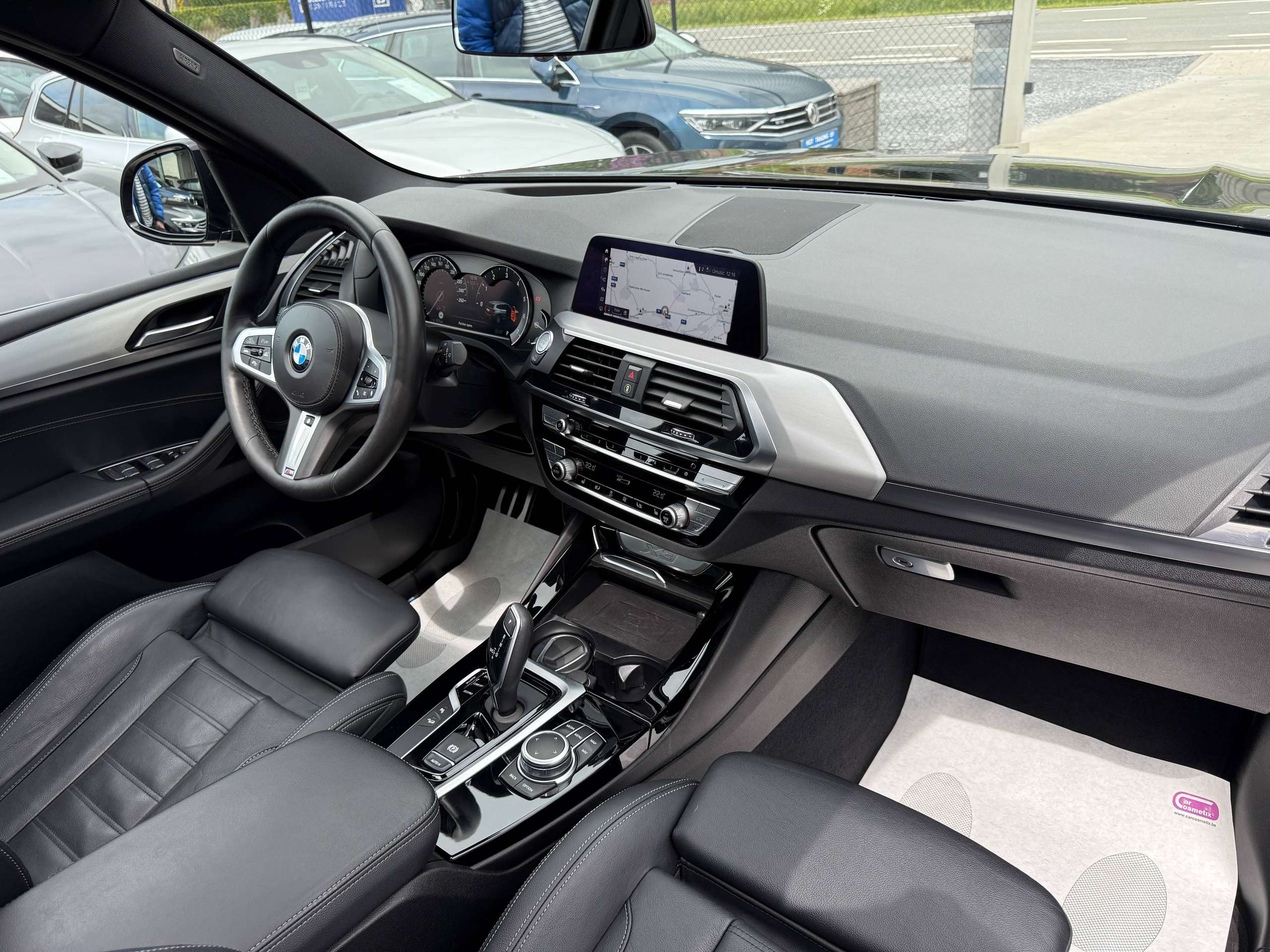e7387f17-0d92-438a-af71-da59ae3163e231-bmw-x3-2-0ia-m-pack-x-drive-navigatie-zwart-leder-led-opendak-camera.jpg