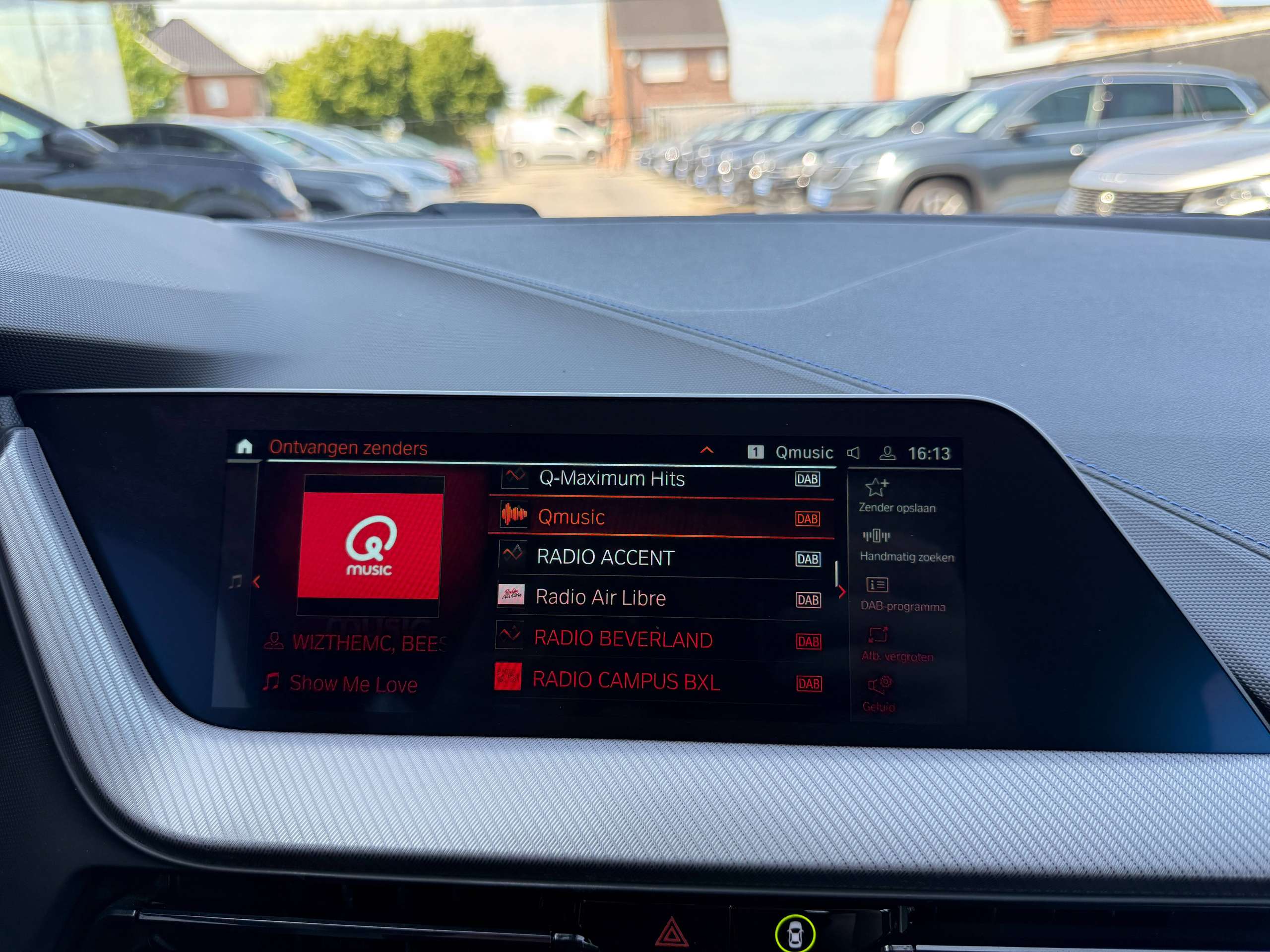 f7052b43-045d-4741-9aee-d5a4ae2d109c26-bmw-116-ia-m-sport-automaat-navigatie-leder-full-led-carplay-dab-alu.jpg