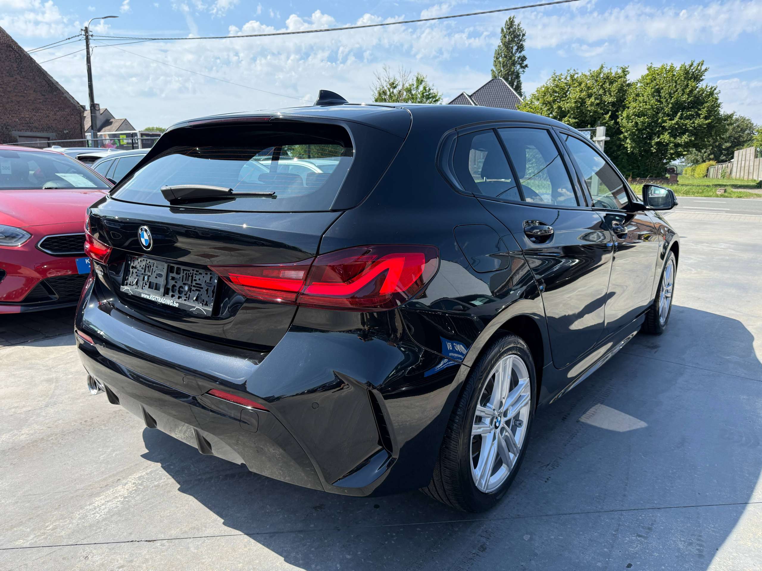 f7052b43-045d-4741-9aee-d5a4ae2d109c5-bmw-116-ia-m-sport-automaat-navigatie-leder-full-led-carplay-dab-alu.jpg