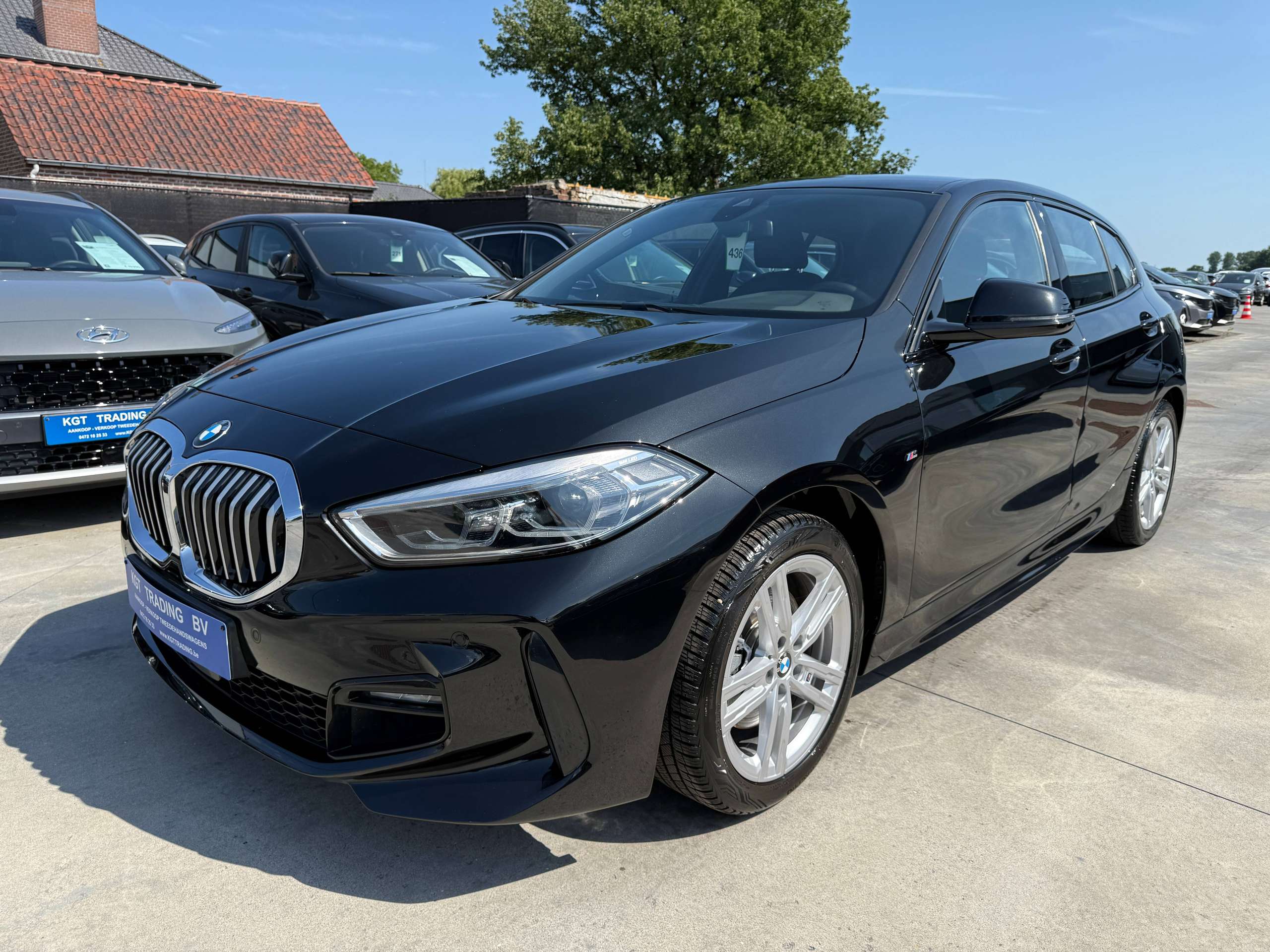 f7052b43-045d-4741-9aee-d5a4ae2d109c9-bmw-116-ia-m-sport-automaat-navigatie-leder-full-led-carplay-dab-alu.jpg