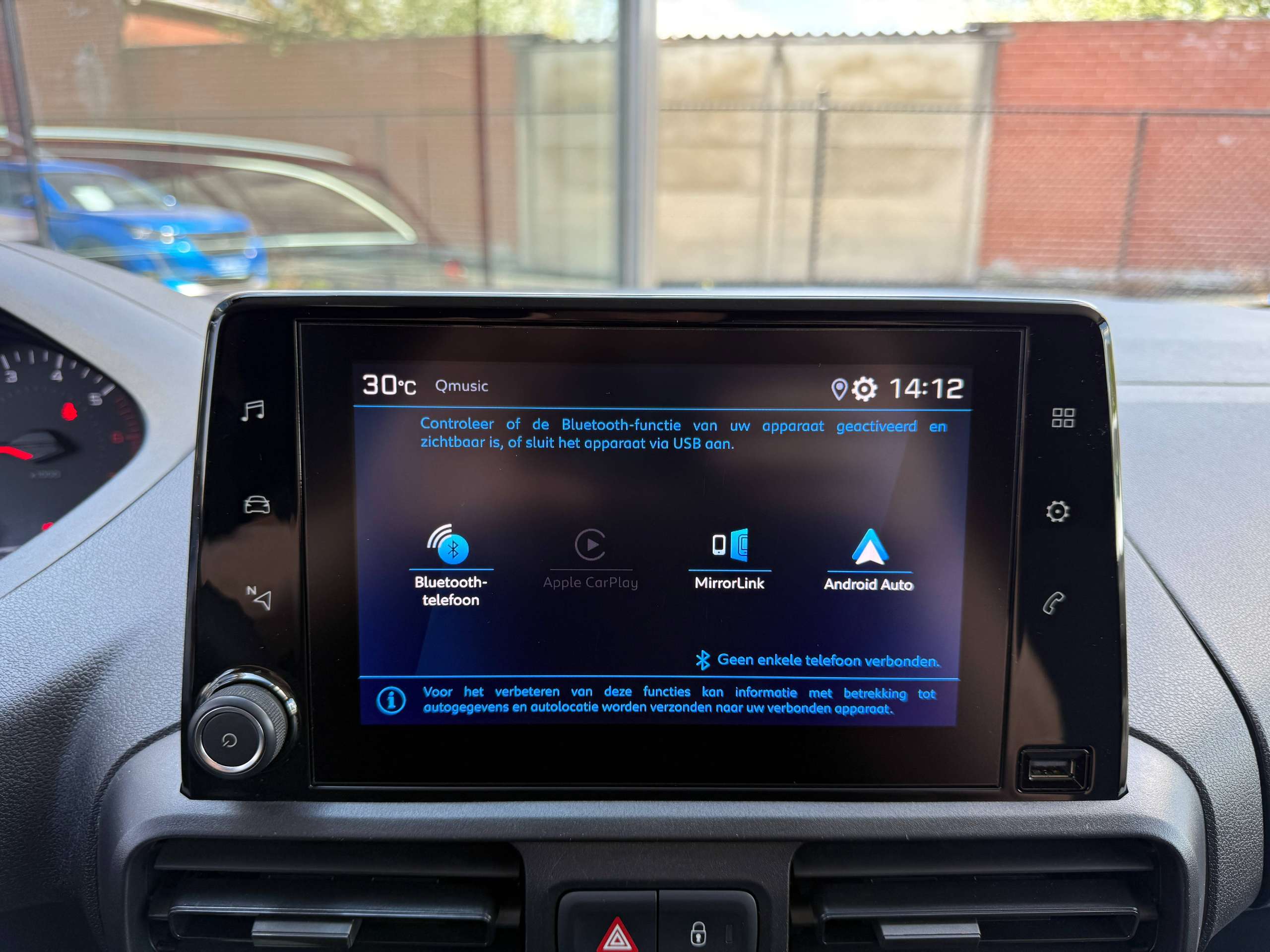 fccbf601-19f1-4680-9f61-9f848a68ba1b20-peugeot-partner-1-5-bluehdi-102pk-l2-carplay-navigatie-bluetooth-pdc-a-c.jpg