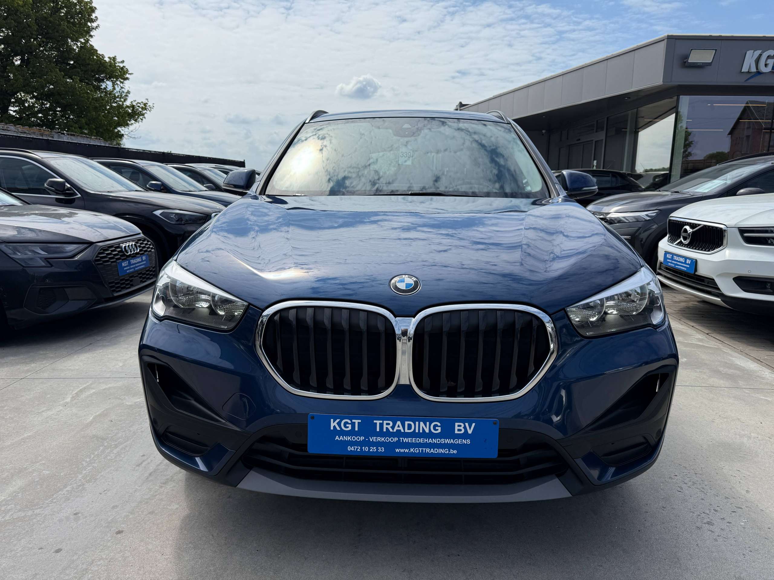 07766b53-5a68-4c6d-8462-7ae9b4686fc32-bmw-x1-1-5i-navigatie-leder-camera-head-up-zetelverwarming.jpg