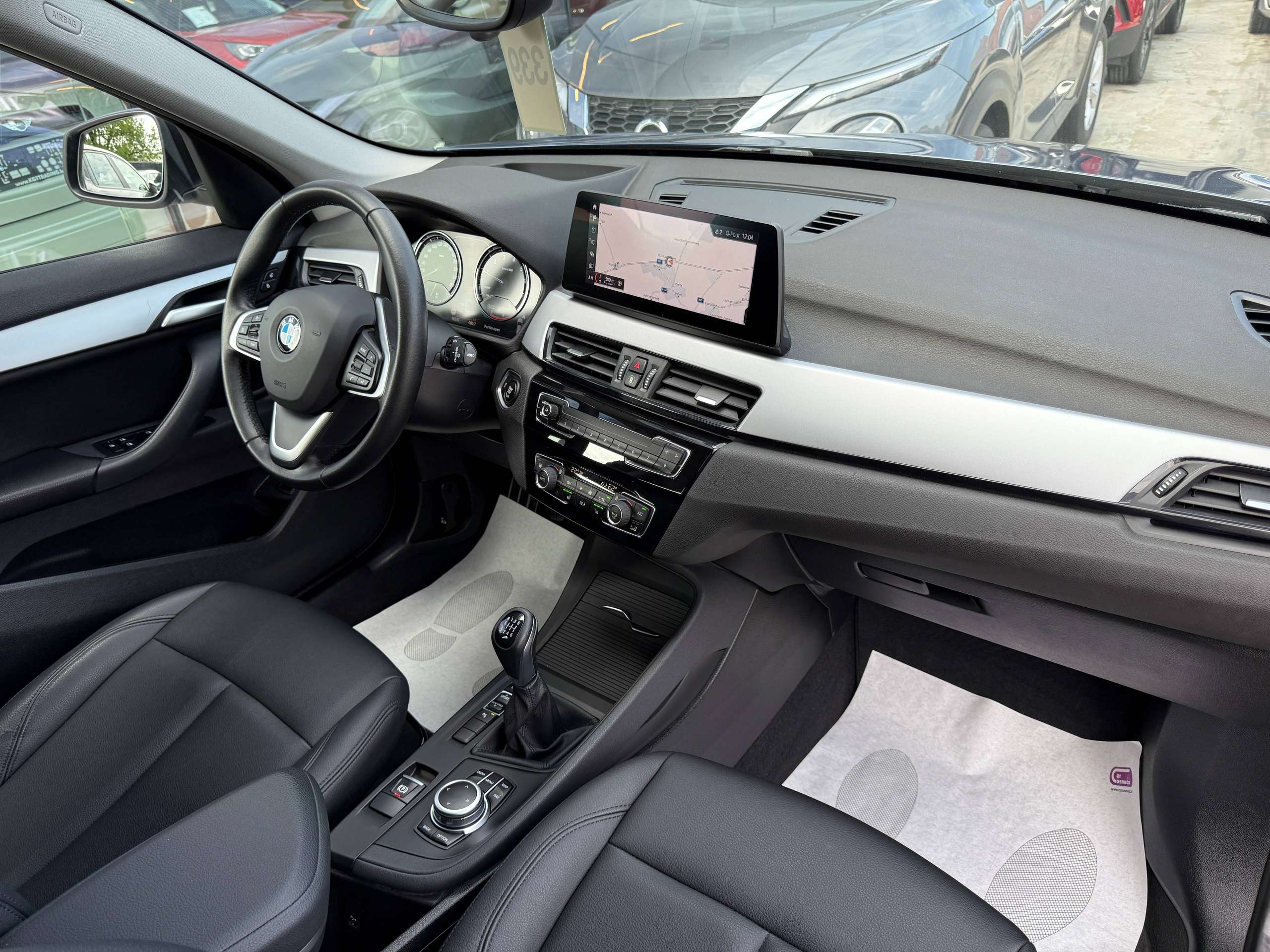 07766b53-5a68-4c6d-8462-7ae9b4686fc325-bmw-x1-1-5i-navigatie-leder-camera-head-up-zetelverwarming.jpg