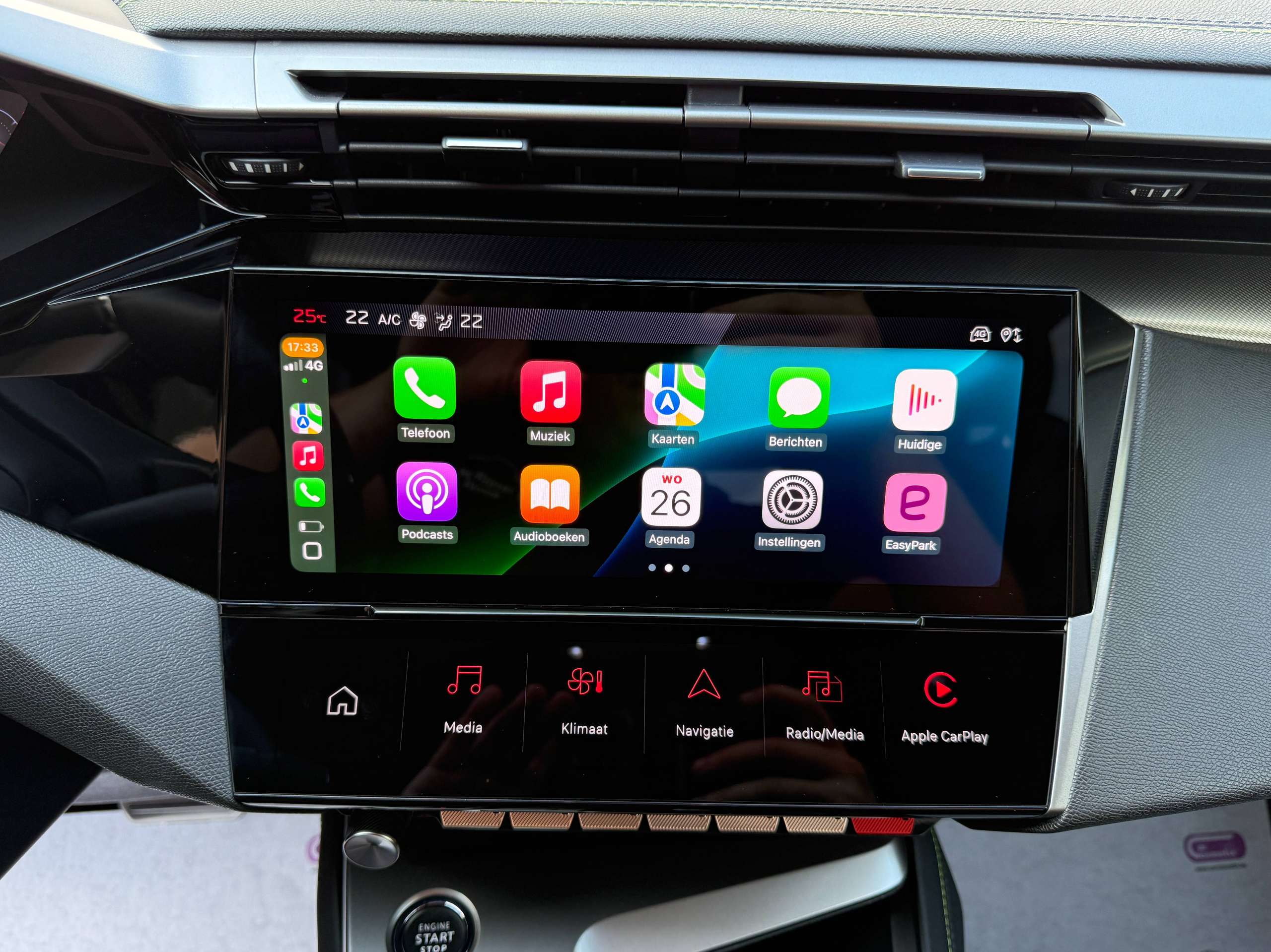 087a493d-f99f-4b38-a270-9aeb9558c31a24-peugeot-408-1-2i-turbo-hybrid-gt-line-automaat-navi-leder-full-led-360-camera-carplay.jpg