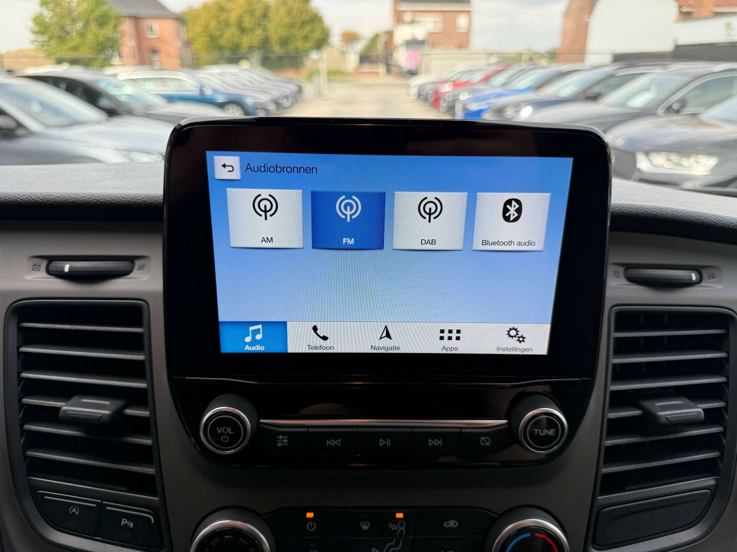 1eb1e95c-0767-45b1-83b9-d066c50ff37126-ford-transit-custom-2-0-tdci-130pk-automaat-navigatie-carplay-zetelverwarming-pdc-led-carpass.jpg
