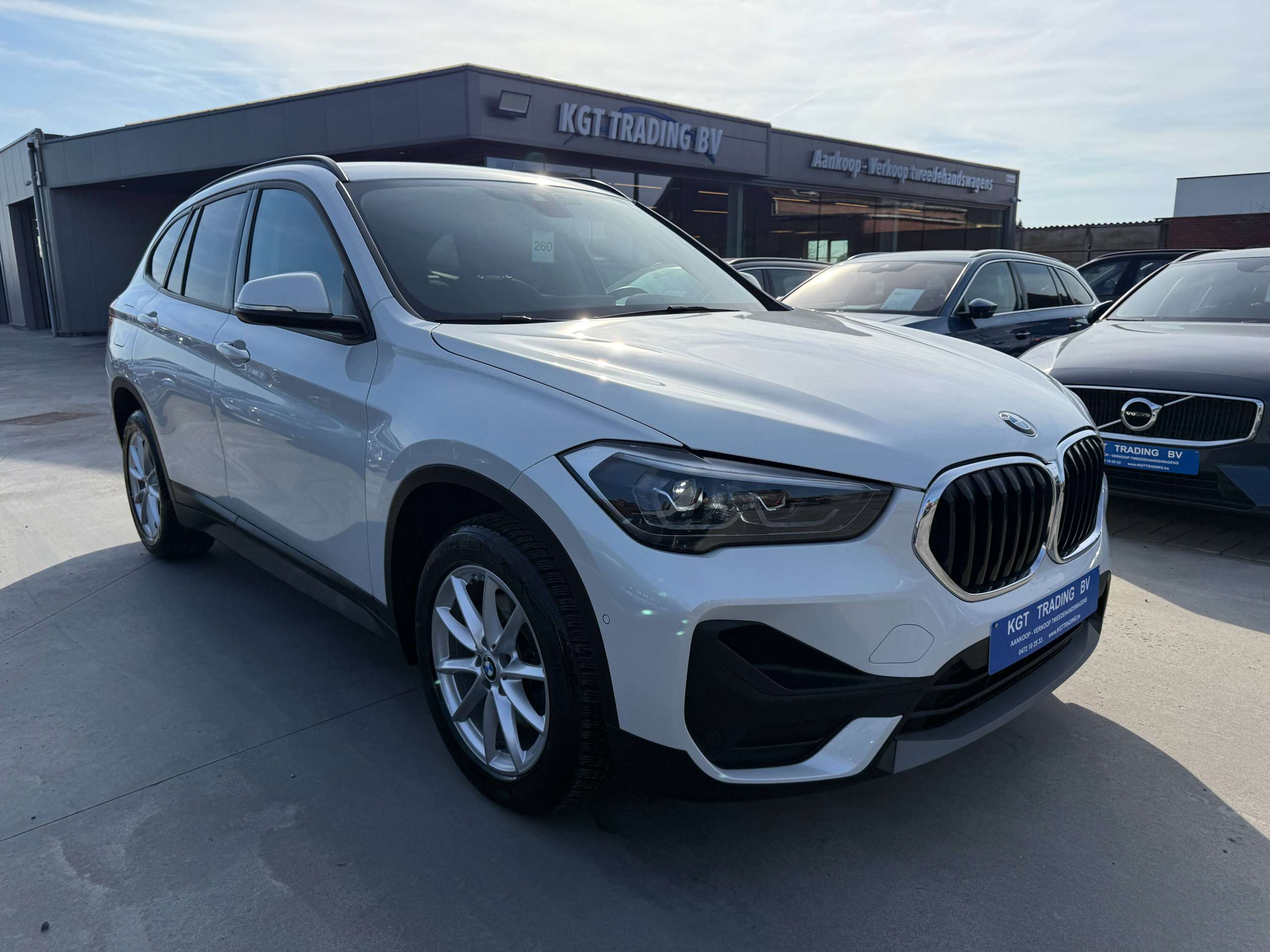 23bdcaee-fc2b-4eeb-bfa5-cdb0edf2c0603-bmw-x1-1-5i-automaat-full-led-navi-camera-head-up-dab-pdc.jpg