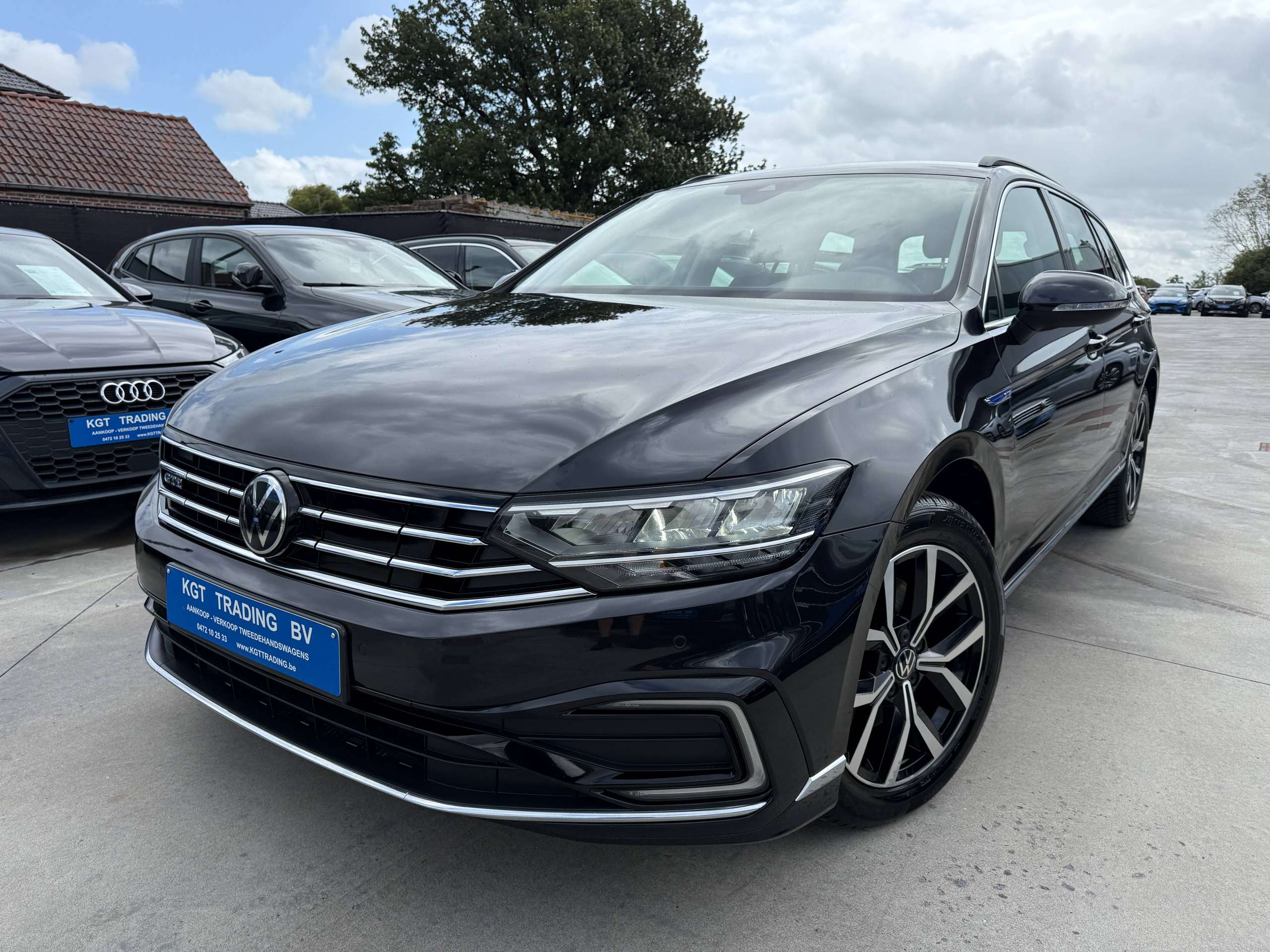 42b260e5-2a2a-4281-bedf-6127946304fb1-volkswagen-passat-variant-gte-1-4tsi-hybride-navigatie-camera-carplay-full-led-pdc-bluetooth.jpg