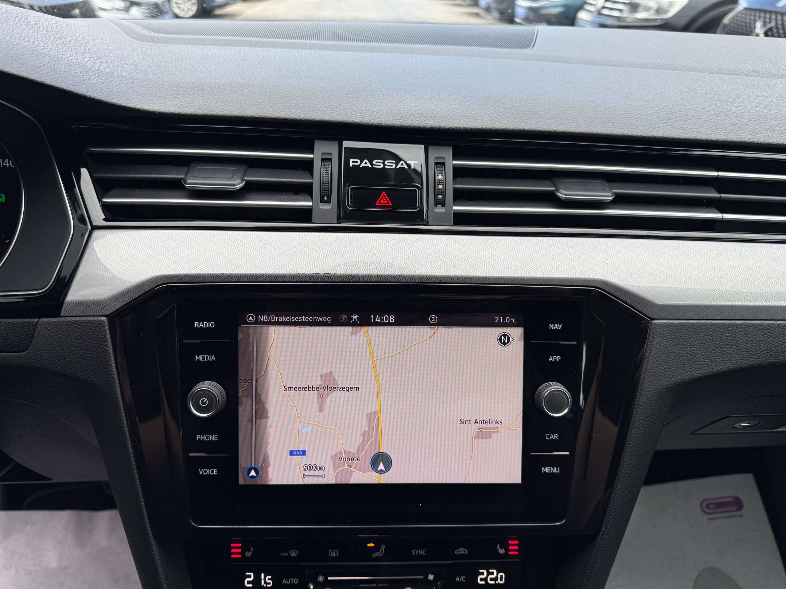 42b260e5-2a2a-4281-bedf-6127946304fb22-volkswagen-passat-variant-gte-1-4tsi-hybride-navigatie-camera-carplay-full-led-pdc-bluetooth.jpg