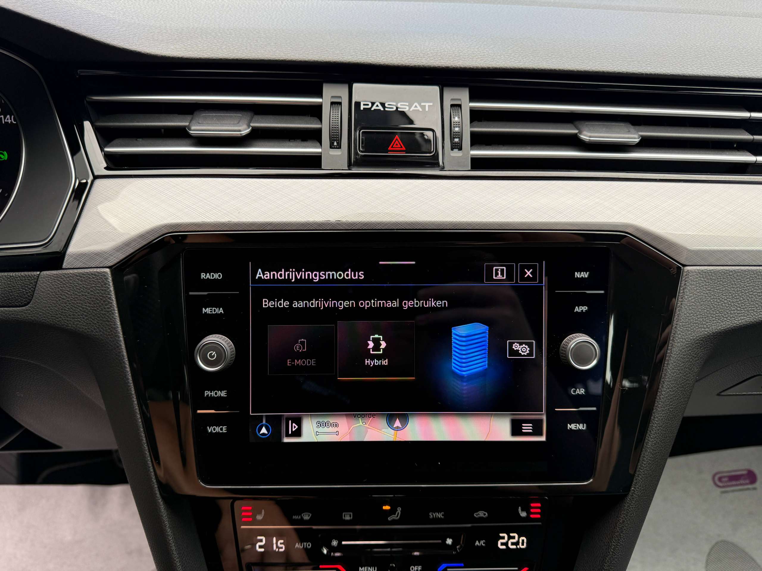 42b260e5-2a2a-4281-bedf-6127946304fb24-volkswagen-passat-variant-gte-1-4tsi-hybride-navigatie-camera-carplay-full-led-pdc-bluetooth.jpg