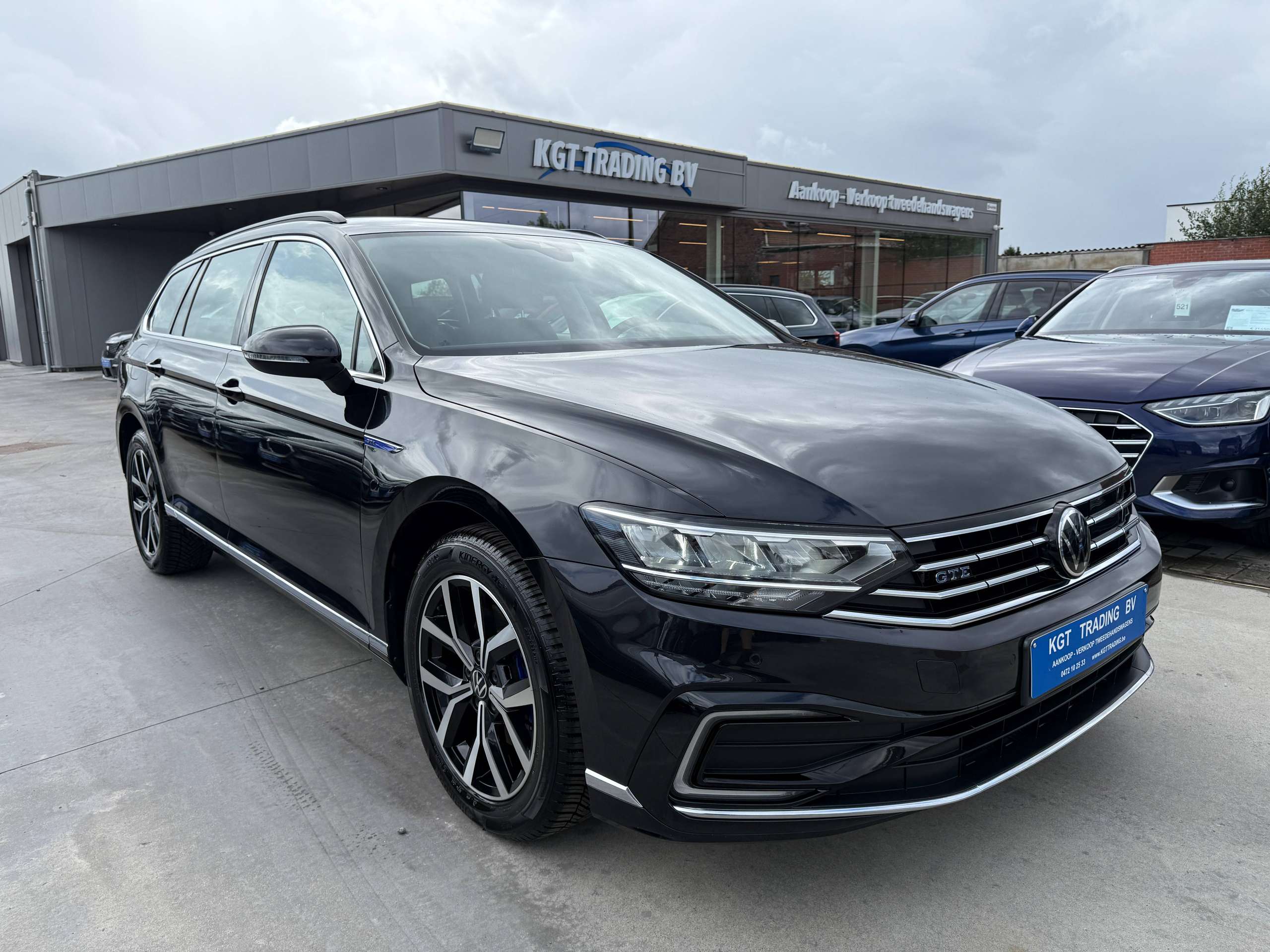 42b260e5-2a2a-4281-bedf-6127946304fb3-volkswagen-passat-variant-gte-1-4tsi-hybride-navigatie-camera-carplay-full-led-pdc-bluetooth.jpg