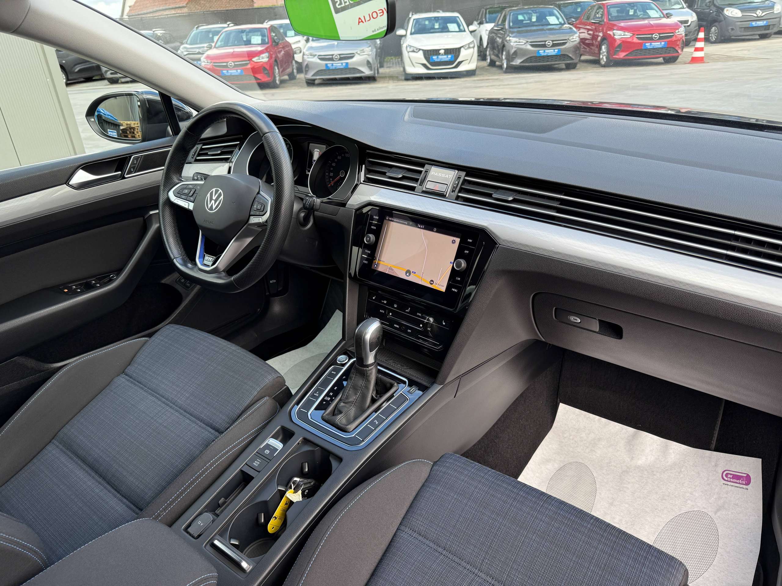42b260e5-2a2a-4281-bedf-6127946304fb32-volkswagen-passat-variant-gte-1-4tsi-hybride-navigatie-camera-carplay-full-led-pdc-bluetooth.jpg