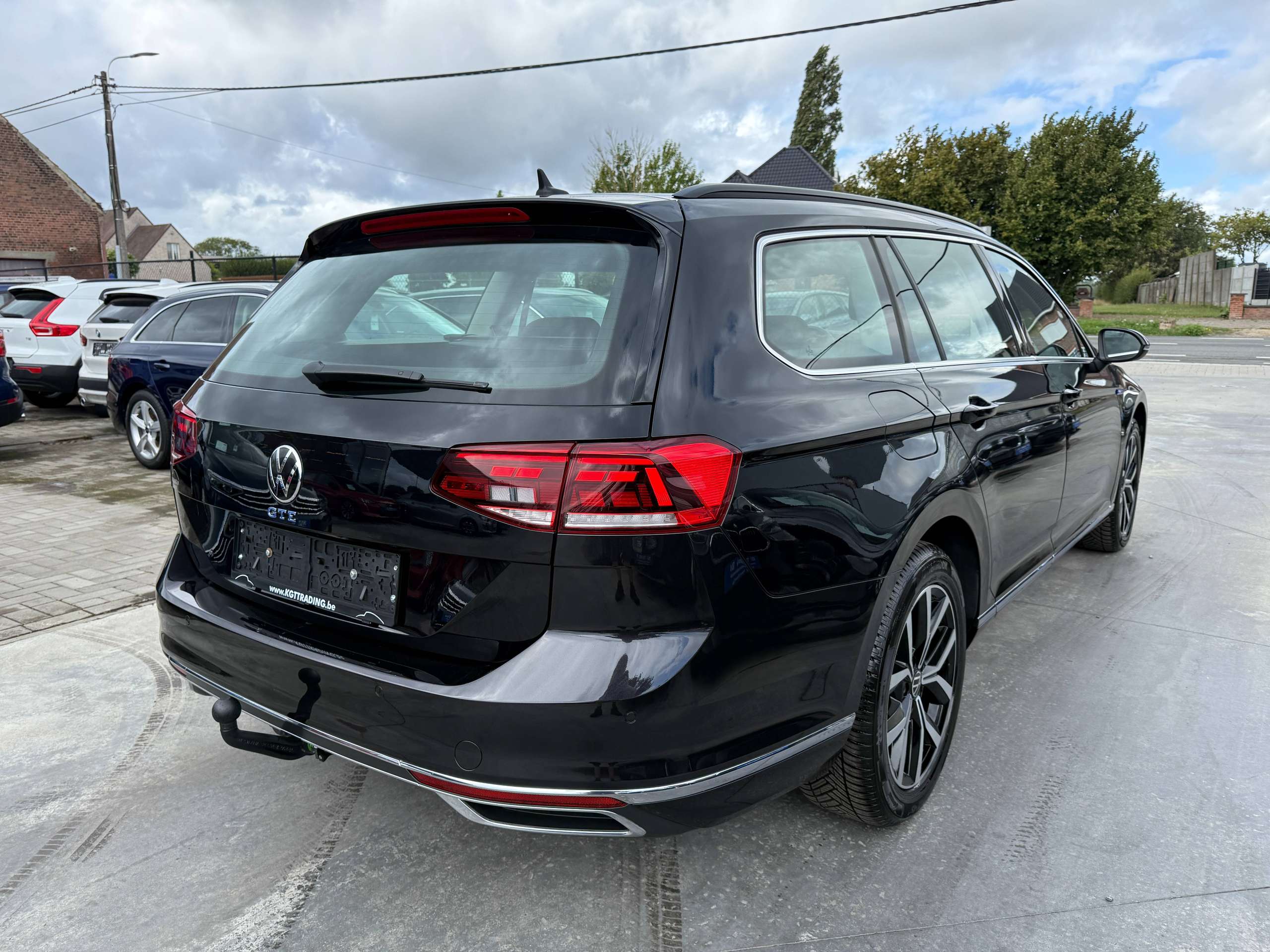 42b260e5-2a2a-4281-bedf-6127946304fb5-volkswagen-passat-variant-gte-1-4tsi-hybride-navigatie-camera-carplay-full-led-pdc-bluetooth.jpg