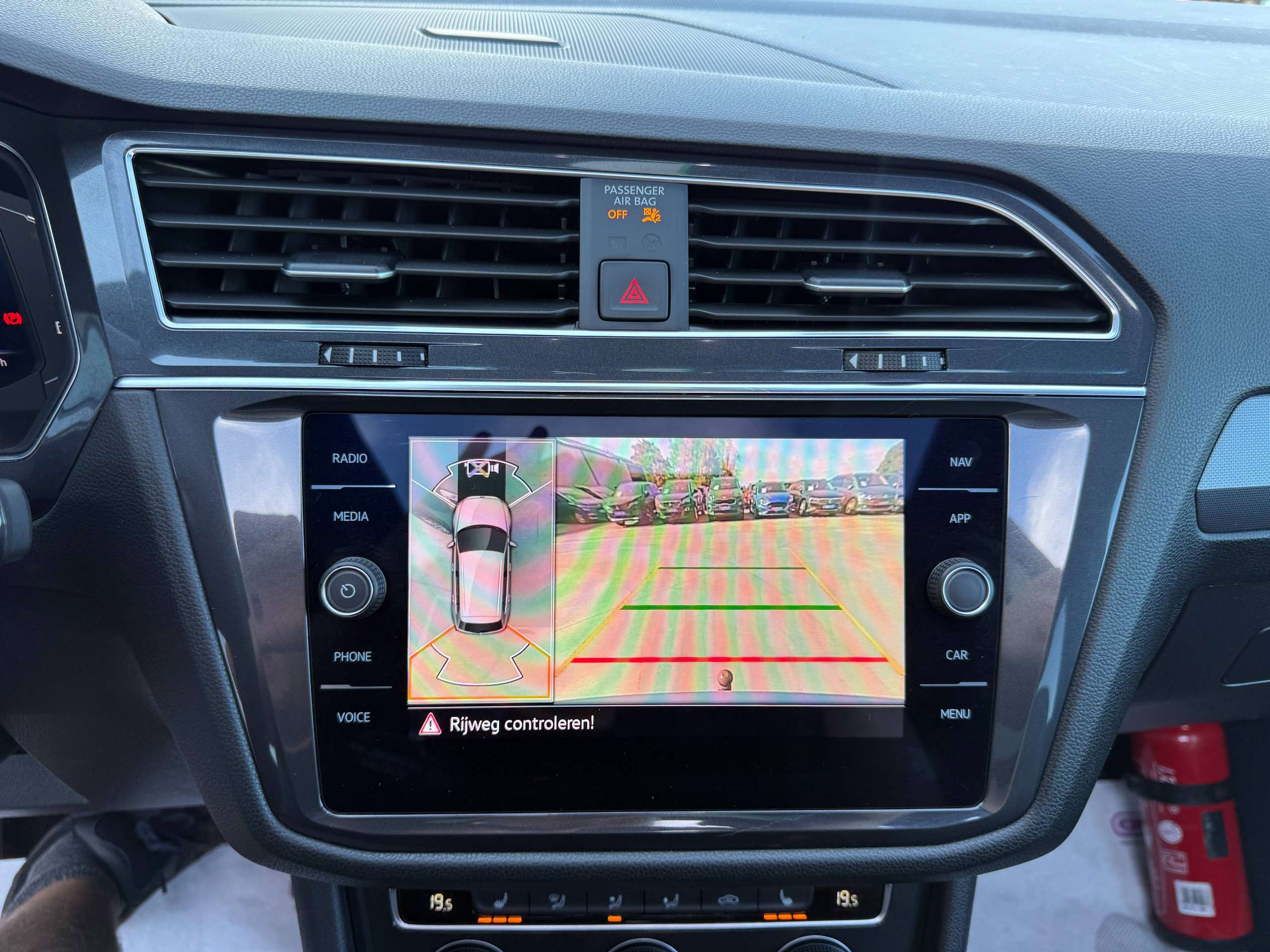 46f09a18-abba-4c36-adaa-2c254d6b950a25-volkswagen-tiguan-allspace-2-0-tdi-7-zit-automaat-r-line-navi-full-led-virtual-opendak-leder-camera.jpg