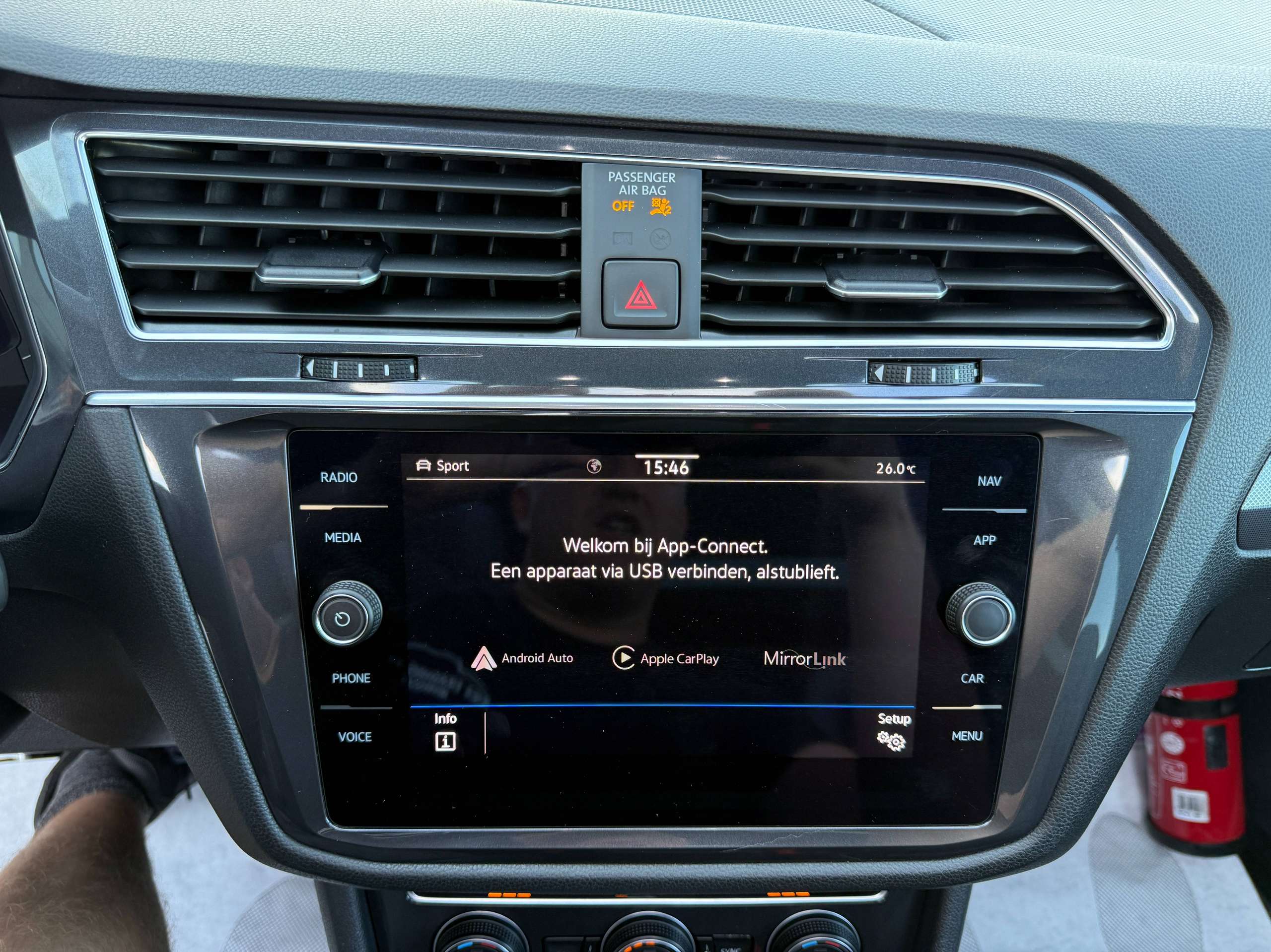 46f09a18-abba-4c36-adaa-2c254d6b950a27-volkswagen-tiguan-allspace-2-0-tdi-7-zit-automaat-r-line-navi-full-led-virtual-opendak-leder-camera.jpg