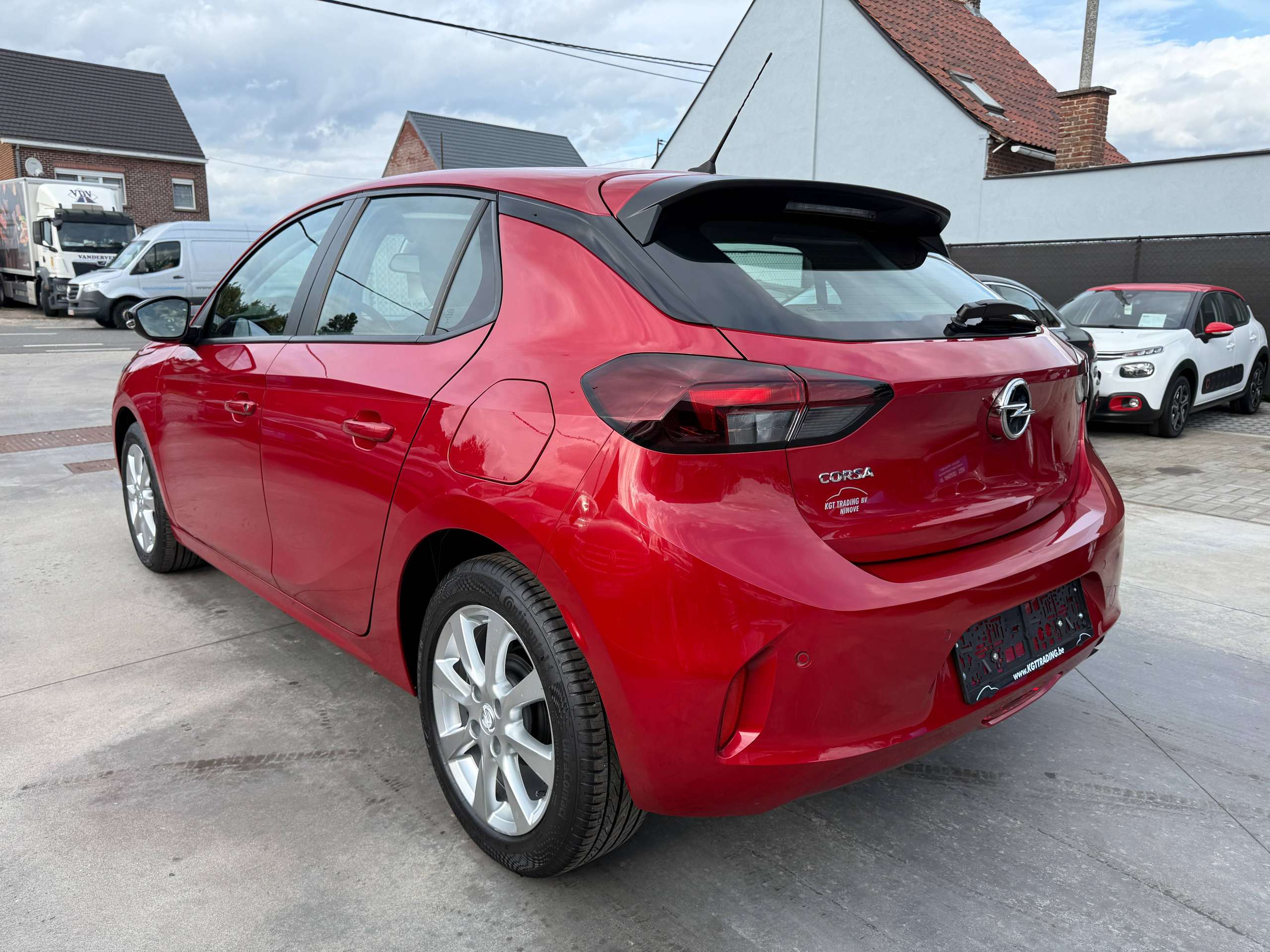 5188e1df-aba5-4c1d-8823-9791ff7136e27-opel-corsa-1-2i-5-deurs-camera-carplay-pdc-alu-dab-bluetooth.jpg