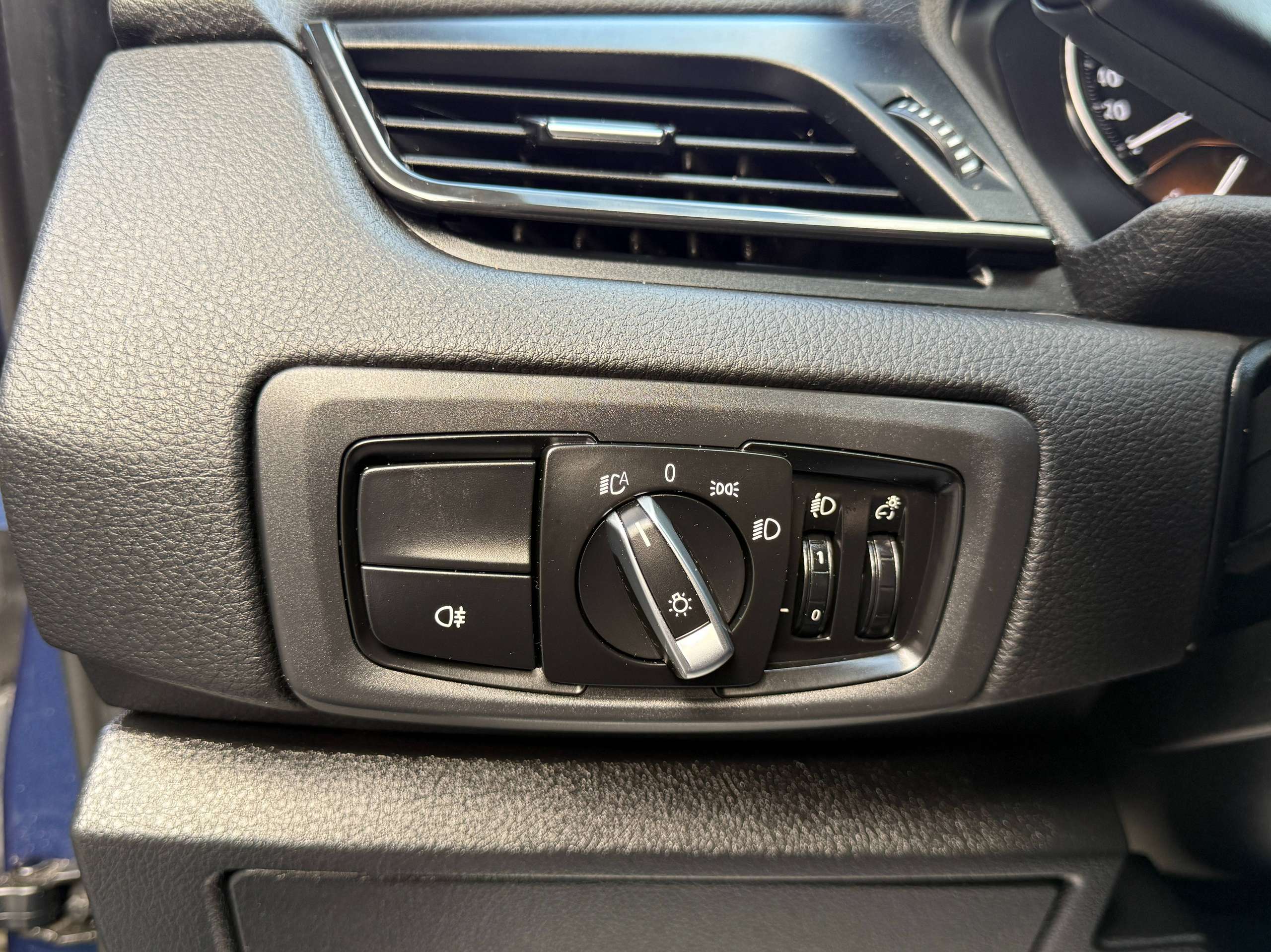 5be5a6bb-3000-4014-aaa9-16d6f2976e0d19-bmw-218-ia-gran-tourer-7-zetels-automaat-navi-full-led-pdc.jpg