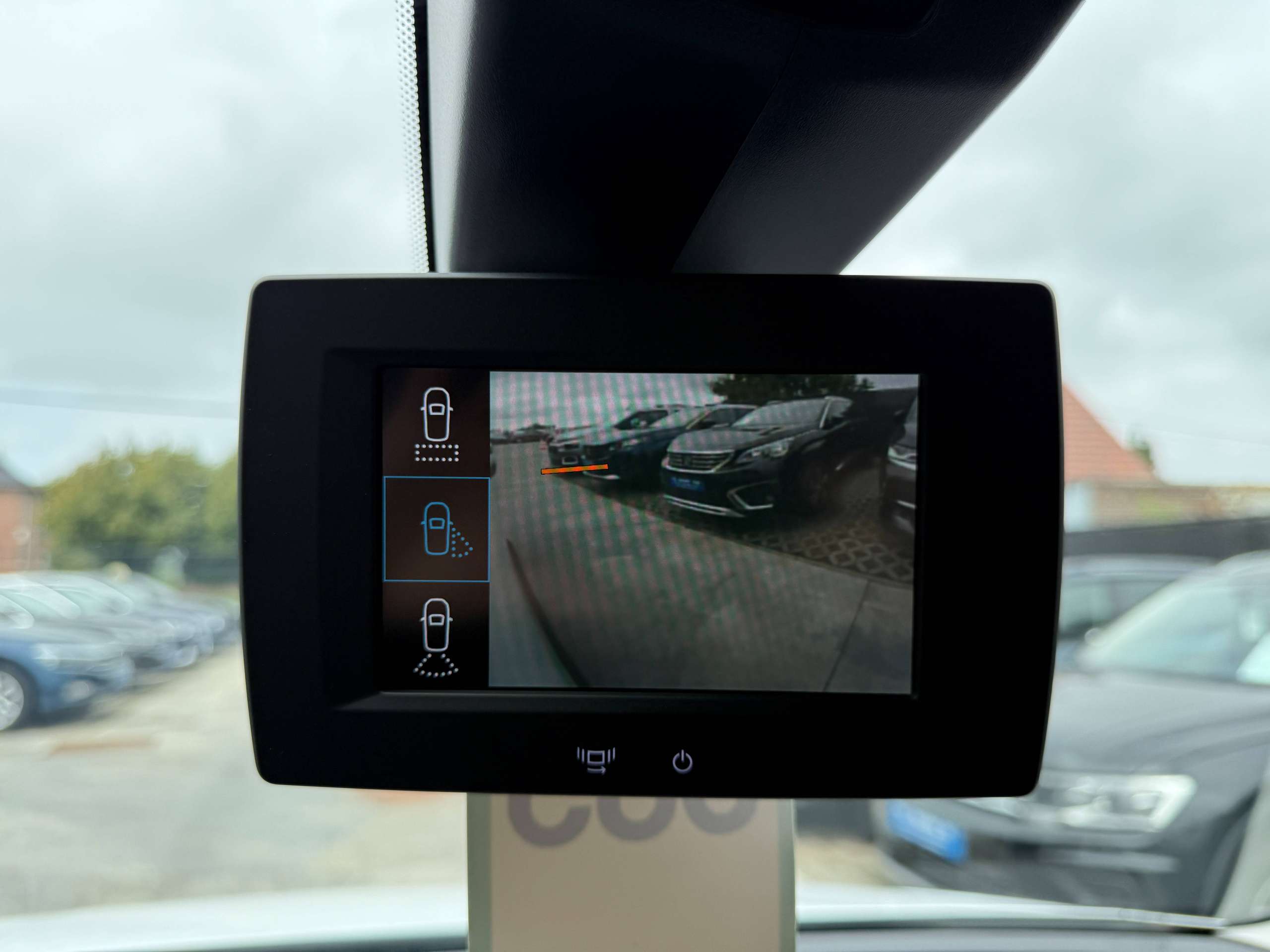 602b4858-4eab-4efa-85a7-10ed8f29c9fc22-citroen-berlingo-1-5-bluehdi-xl-l2-102pk-3-zit-dak-rek-navigatie-camera-carplay-pdc-dab-airco.jpg