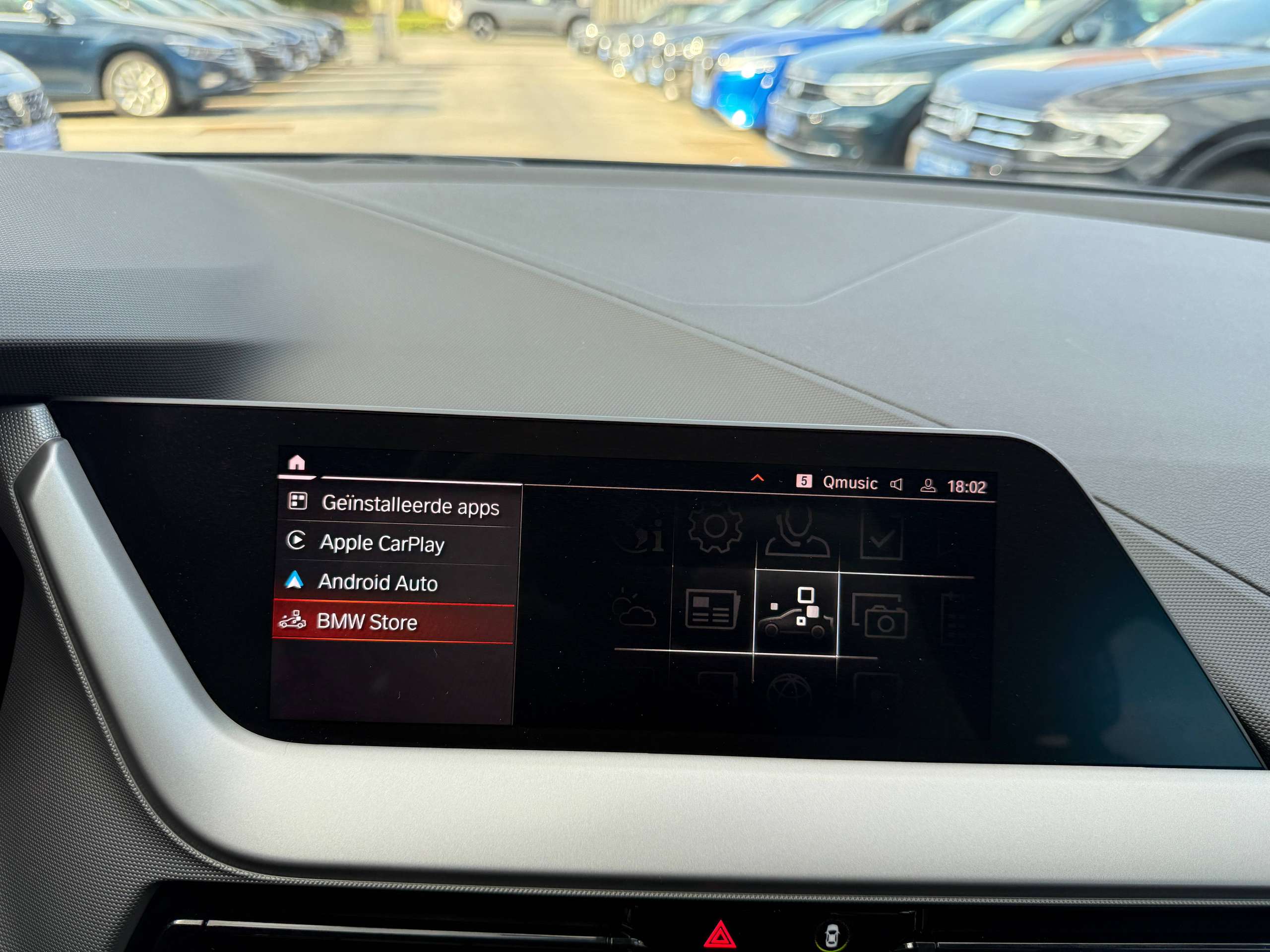 605959af-004d-49e8-9836-7605a8f1698e25-bmw-116-i-full-led-navigatie-virtual-carplay-dab-bluetooth-pdc-alu.jpg