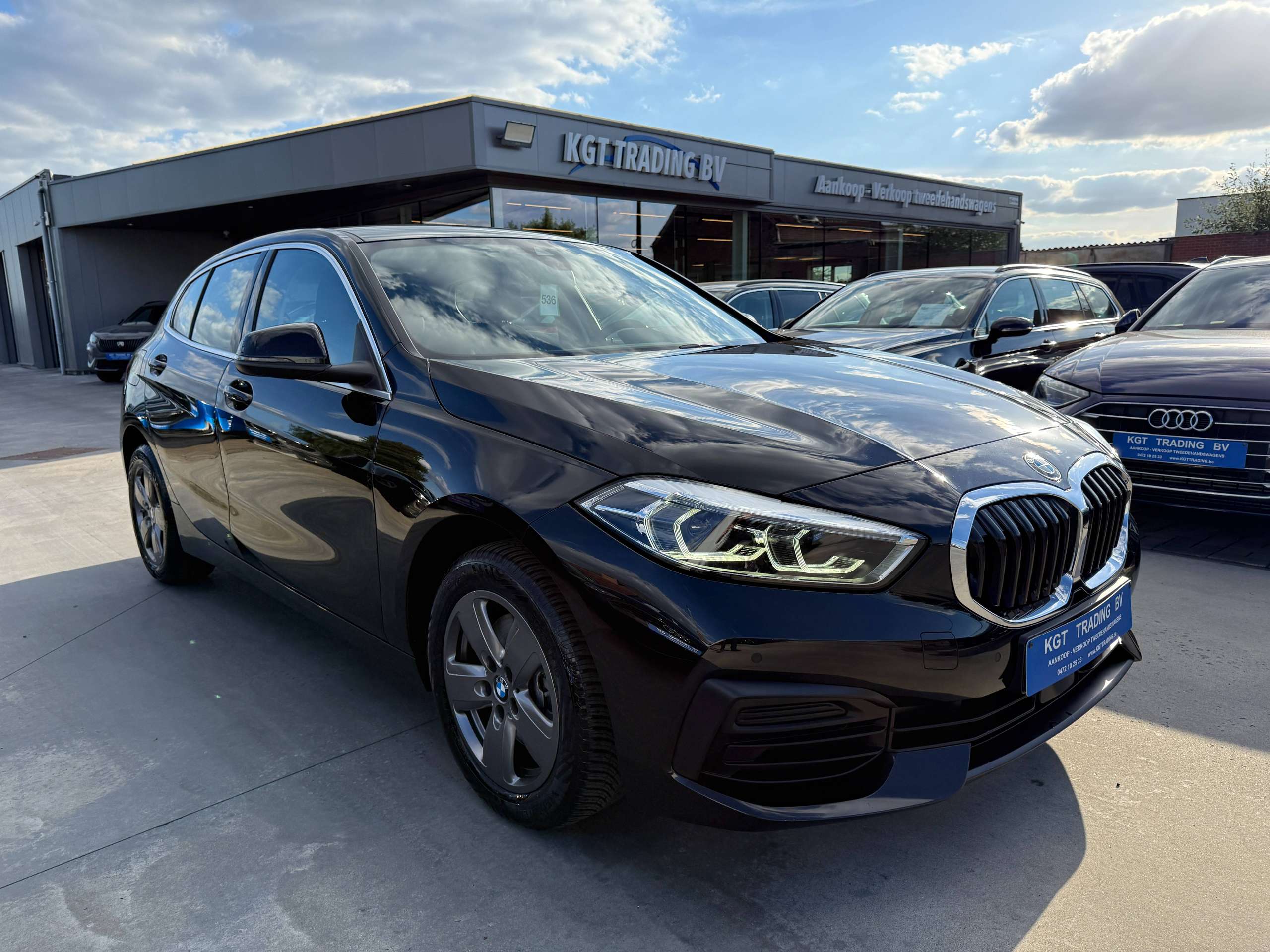 605959af-004d-49e8-9836-7605a8f1698e3-bmw-116-i-full-led-navigatie-virtual-carplay-dab-bluetooth-pdc-alu.jpg