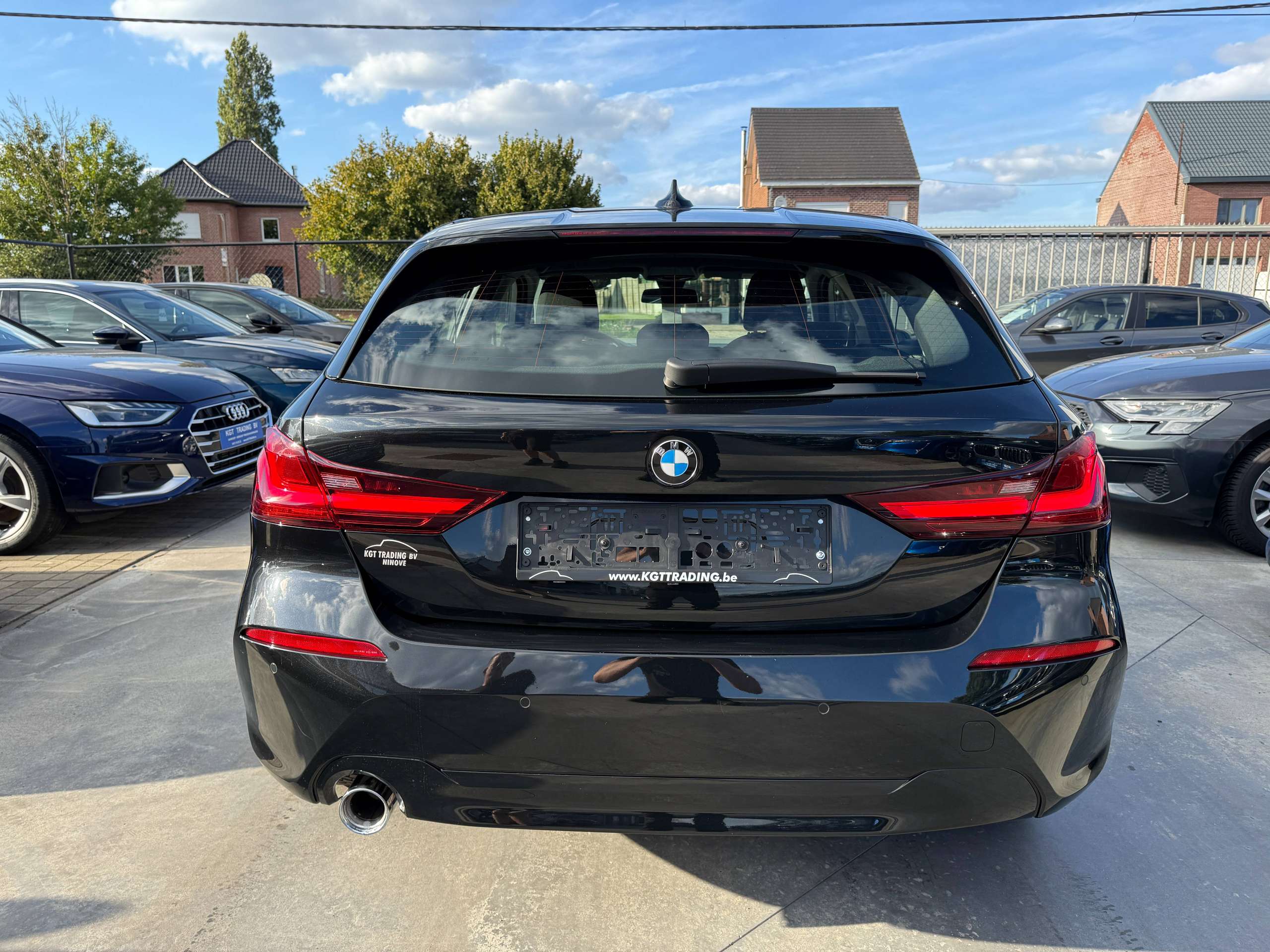 605959af-004d-49e8-9836-7605a8f1698e6-bmw-116-i-full-led-navigatie-virtual-carplay-dab-bluetooth-pdc-alu.jpg