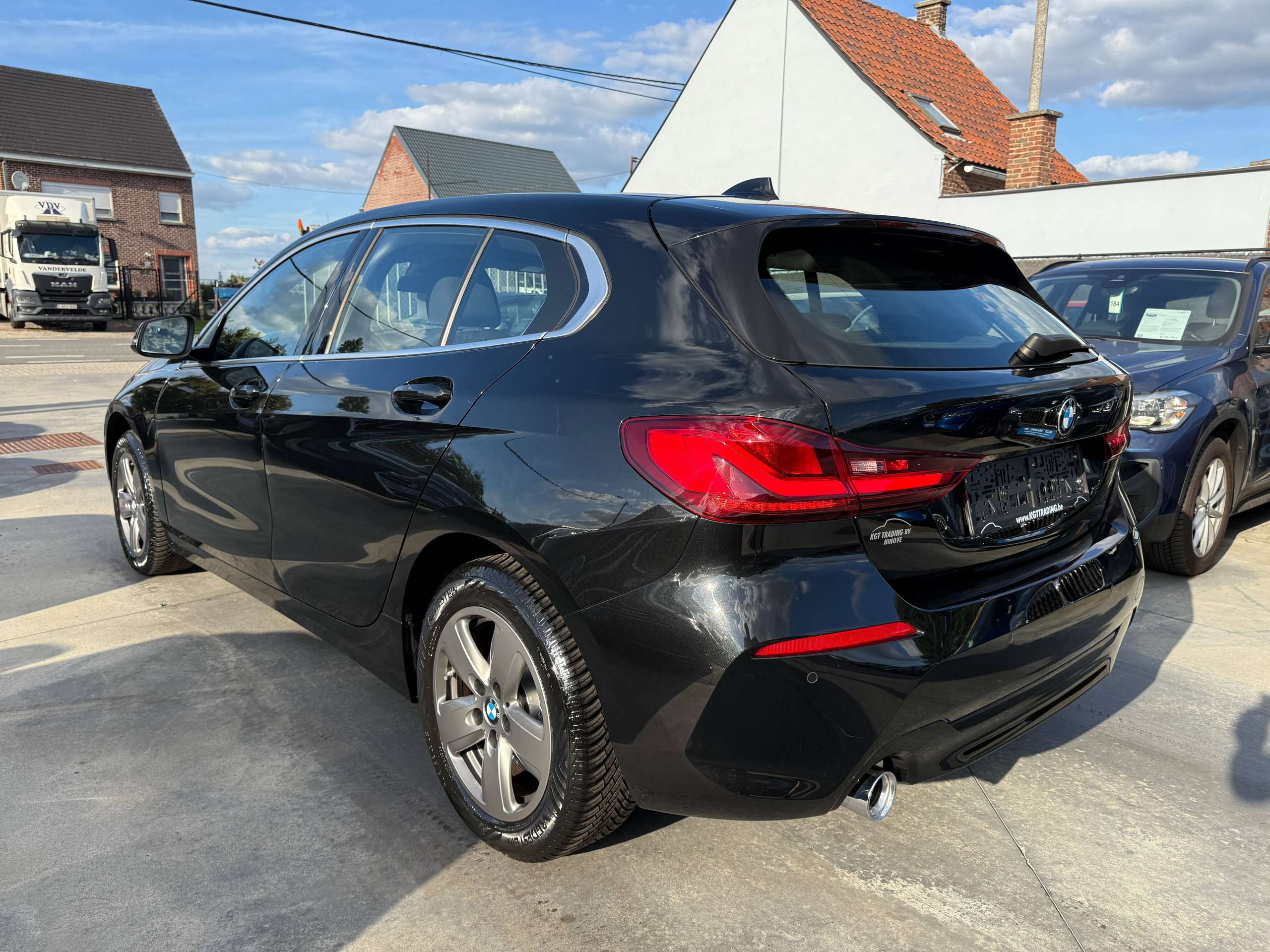 605959af-004d-49e8-9836-7605a8f1698e7-bmw-116-i-full-led-navigatie-virtual-carplay-dab-bluetooth-pdc-alu.jpg