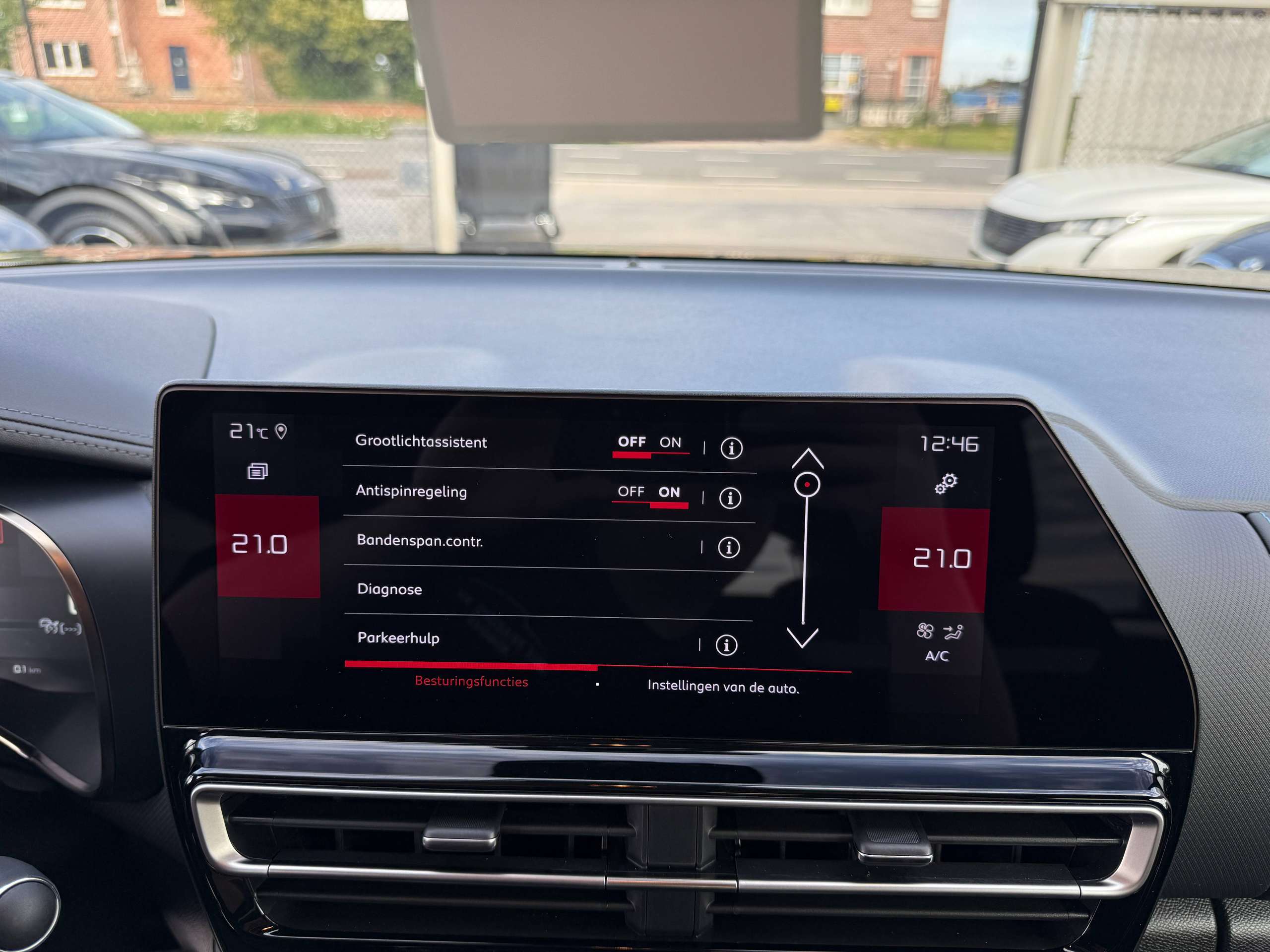 61f54d0c-9396-4ba9-afab-06b00c80d20026-citroen-c5-aircross-1-2i-145pk-hybrid-max-automaat-navigatie-leder-camera-carplay-full-led-dode-hoek.jpg