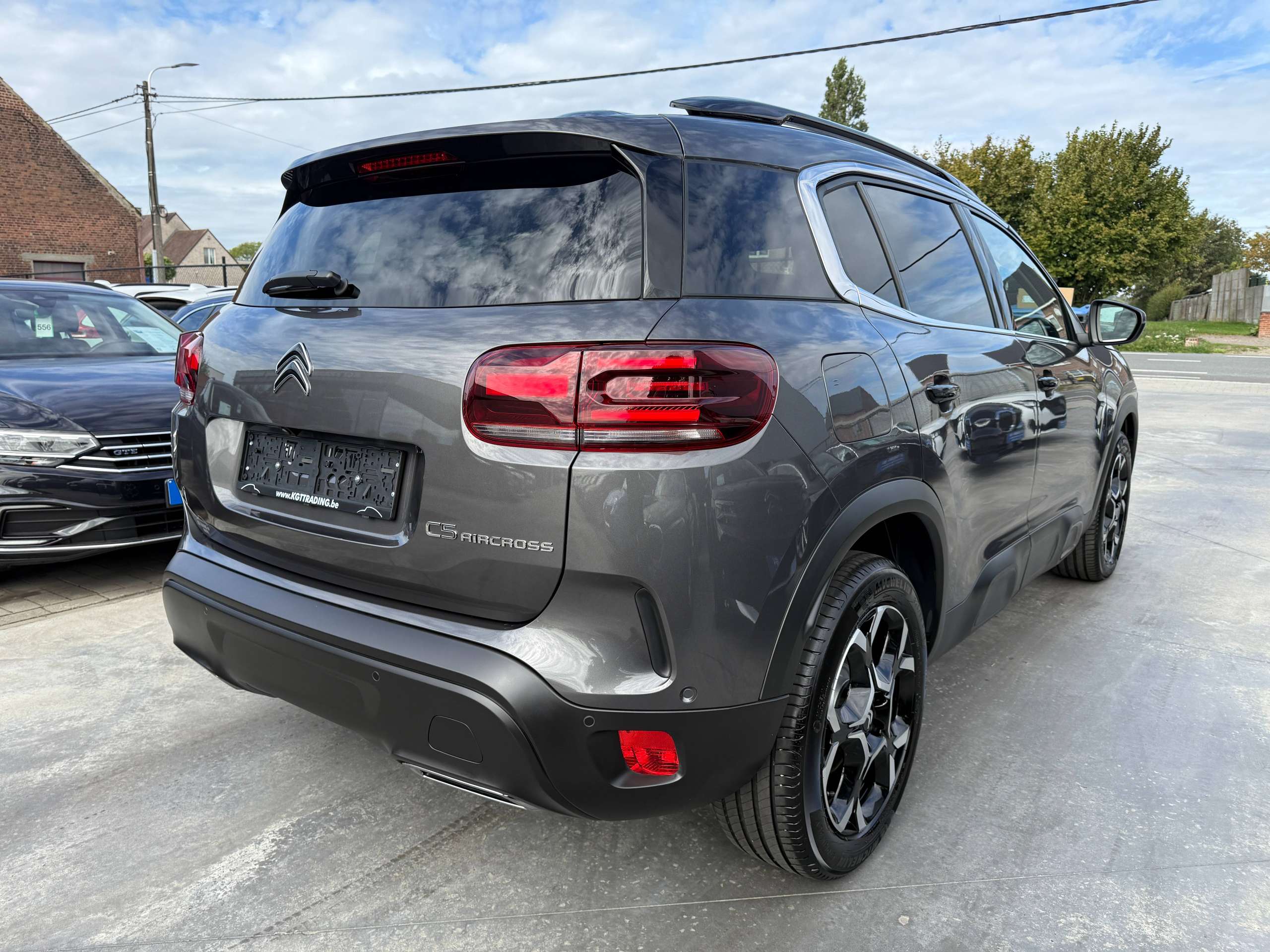61f54d0c-9396-4ba9-afab-06b00c80d2005-citroen-c5-aircross-1-2i-145pk-hybrid-max-automaat-navigatie-leder-camera-carplay-full-led-dode-hoek.jpg
