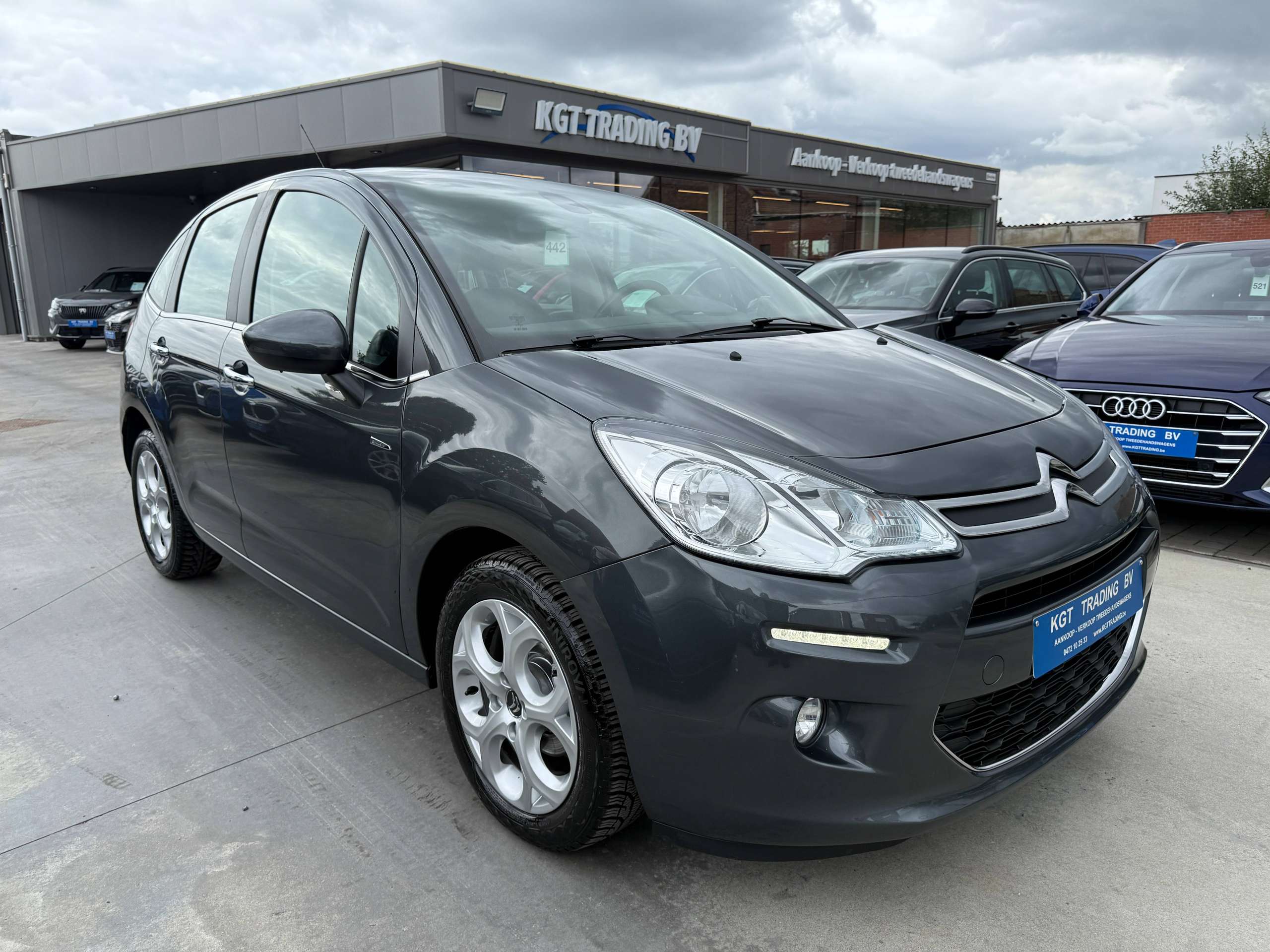 63cd3a9e-371a-4527-bfb3-03fcb486a71c3-citroen-c3-1-2i-82pk-exclusive-bluetooth-parkeersensoren-airco-alu-panoramische-ruit.jpg