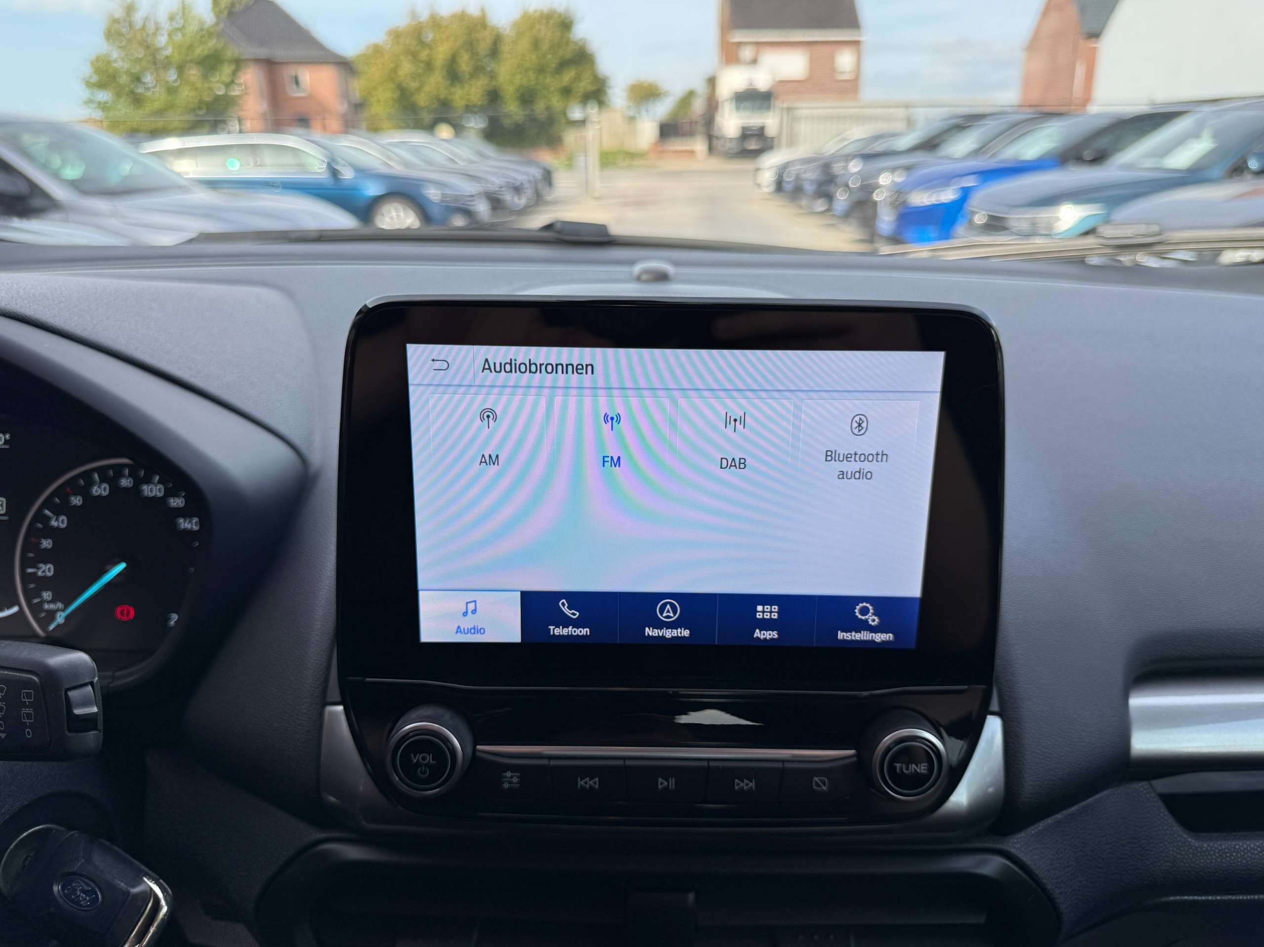 659079de-73a9-4e91-b038-2a905f7ecb0821-ford-ecosport-1-0i-125pk-navigatie-carplay-pdc-verwarmde-zetels-led-alu-carpass.jpg