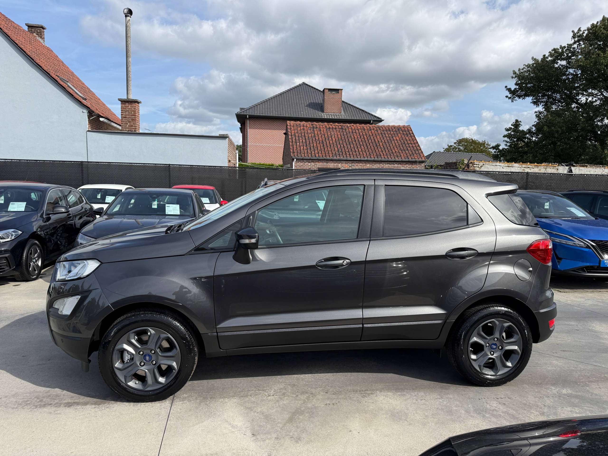 659079de-73a9-4e91-b038-2a905f7ecb088-ford-ecosport-1-0i-125pk-navigatie-carplay-pdc-verwarmde-zetels-led-alu-carpass.jpg