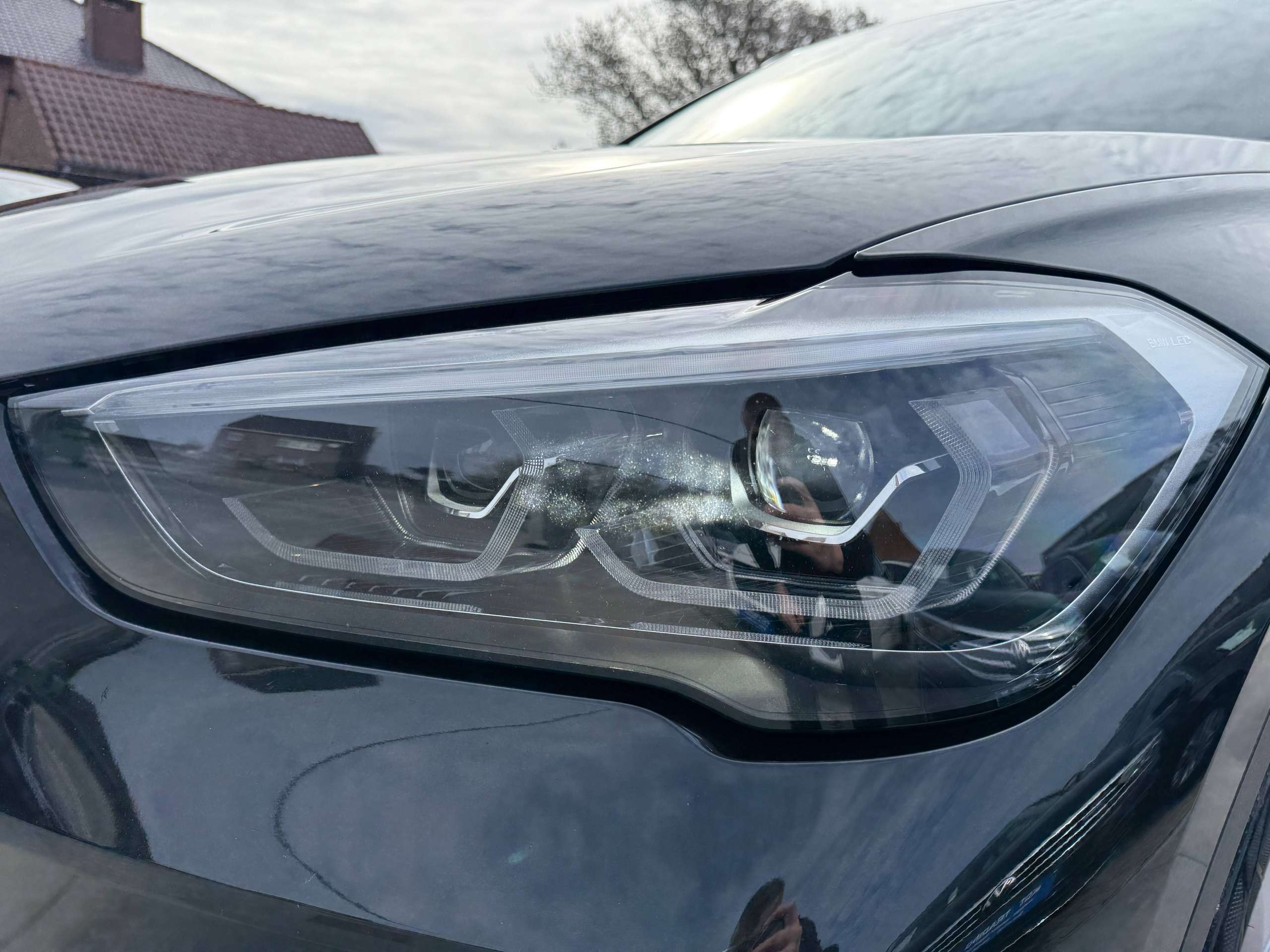 6598d8d0-d78c-4383-8fff-d1aadd92107510-bmw-x1-2-0da-136pk-automaat-navi-zwart-leder-full-led-camera.jpg
