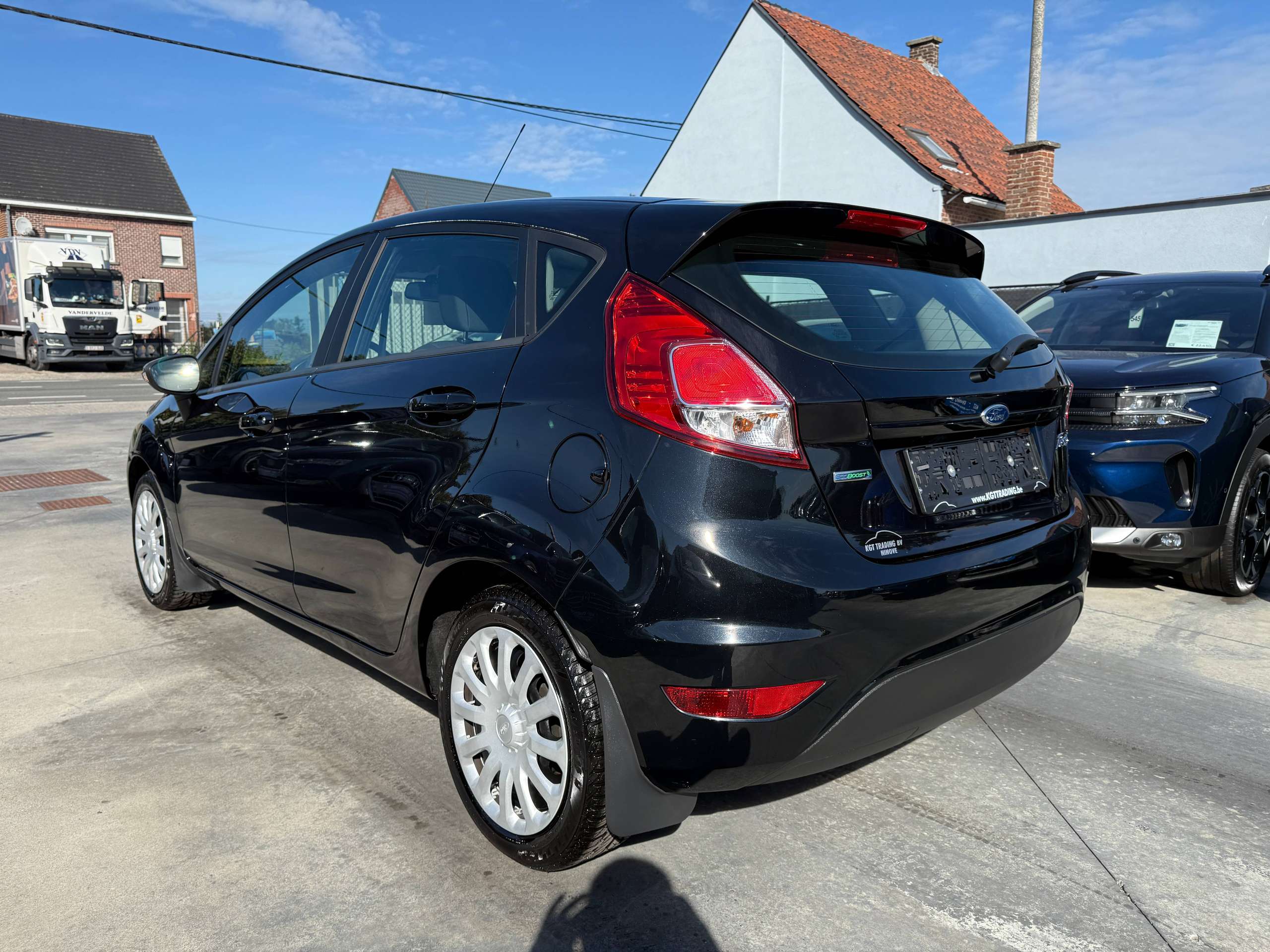 65f05344-bf4e-47f3-afd1-1af5adf1f26e7-ford-fiesta-1-0i-ecoboost-100pk-bluetooth-airco-carpass-garantie.jpg