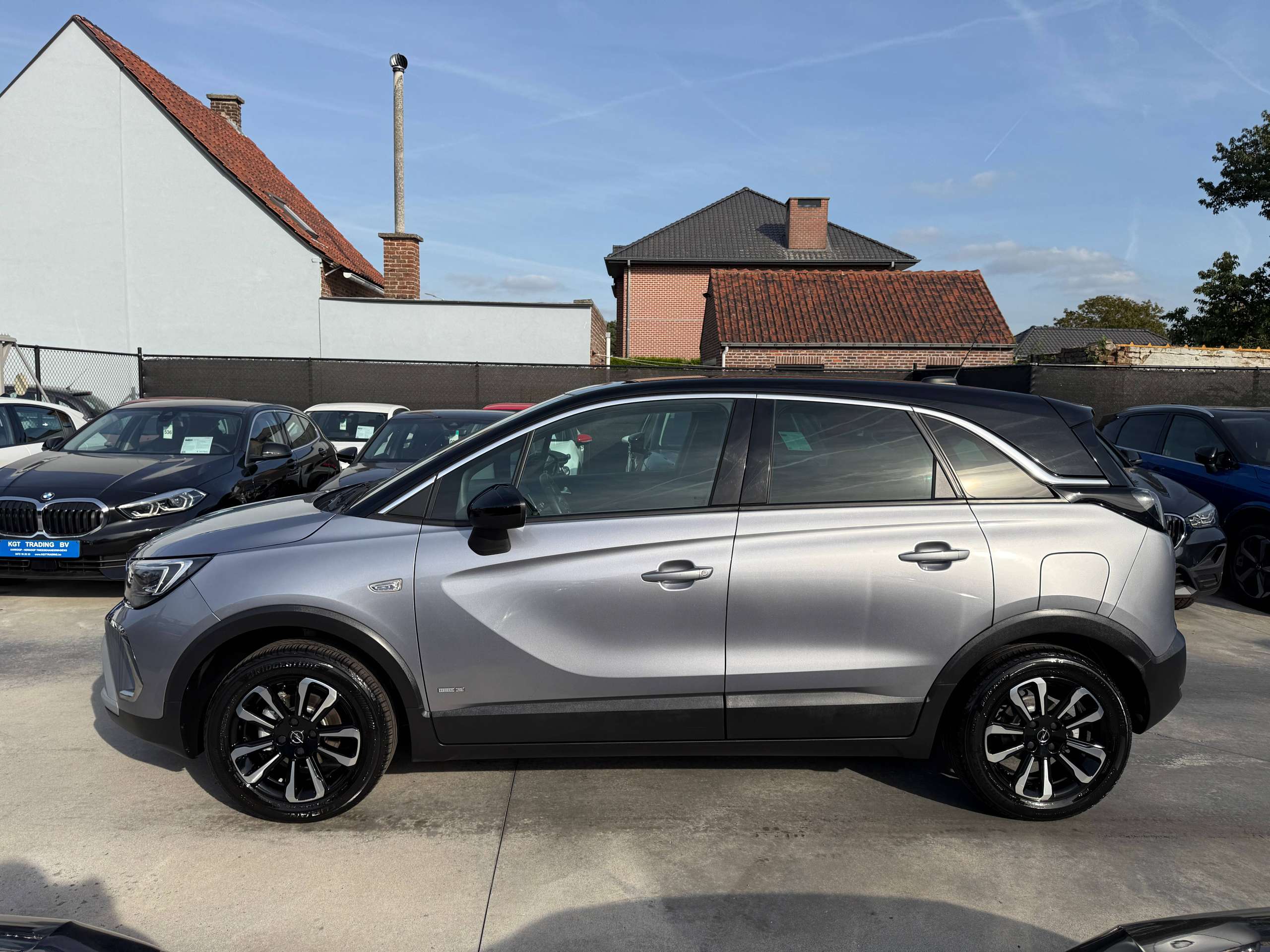 69d21612-0193-4a5d-ae67-df3c0137f1758-opel-crossland-1-2i-facelift-full-led-camera-carplay-pdc-alu-privacyglas.jpg