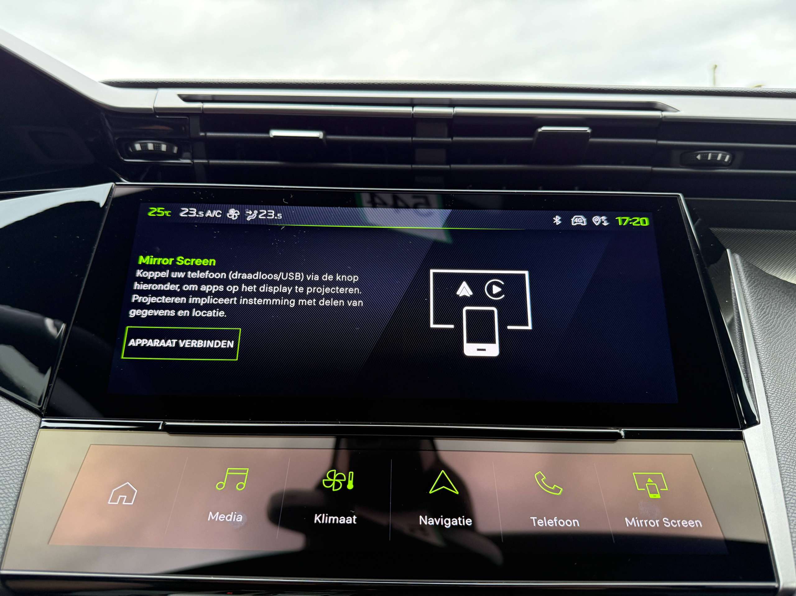 6c0603d7-e417-482c-9312-8f9ae28403bb26-peugeot-408-1-2i-turbo-hybrid-gt-line-automaat-navi-leder-full-led-360-camera-carplay.jpg