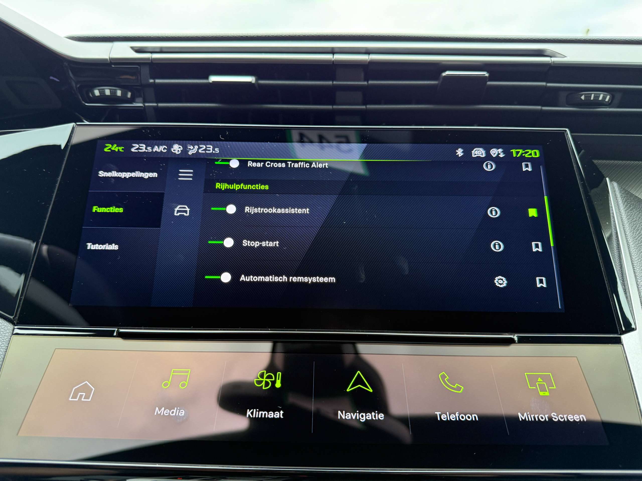 6c0603d7-e417-482c-9312-8f9ae28403bb29-peugeot-408-1-2i-turbo-hybrid-gt-line-automaat-navi-leder-full-led-360-camera-carplay.jpg