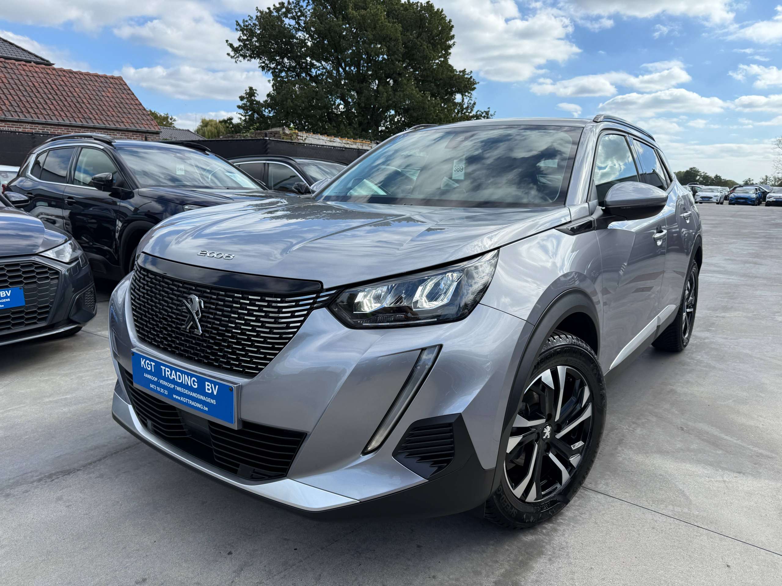 6f0346dc-58e6-4e45-852e-6029b1bae0671-peugeot-2008-1-2i-allure-full-led-zwart-leder-carplay-dab-trekhaak-alu-carpass.jpg